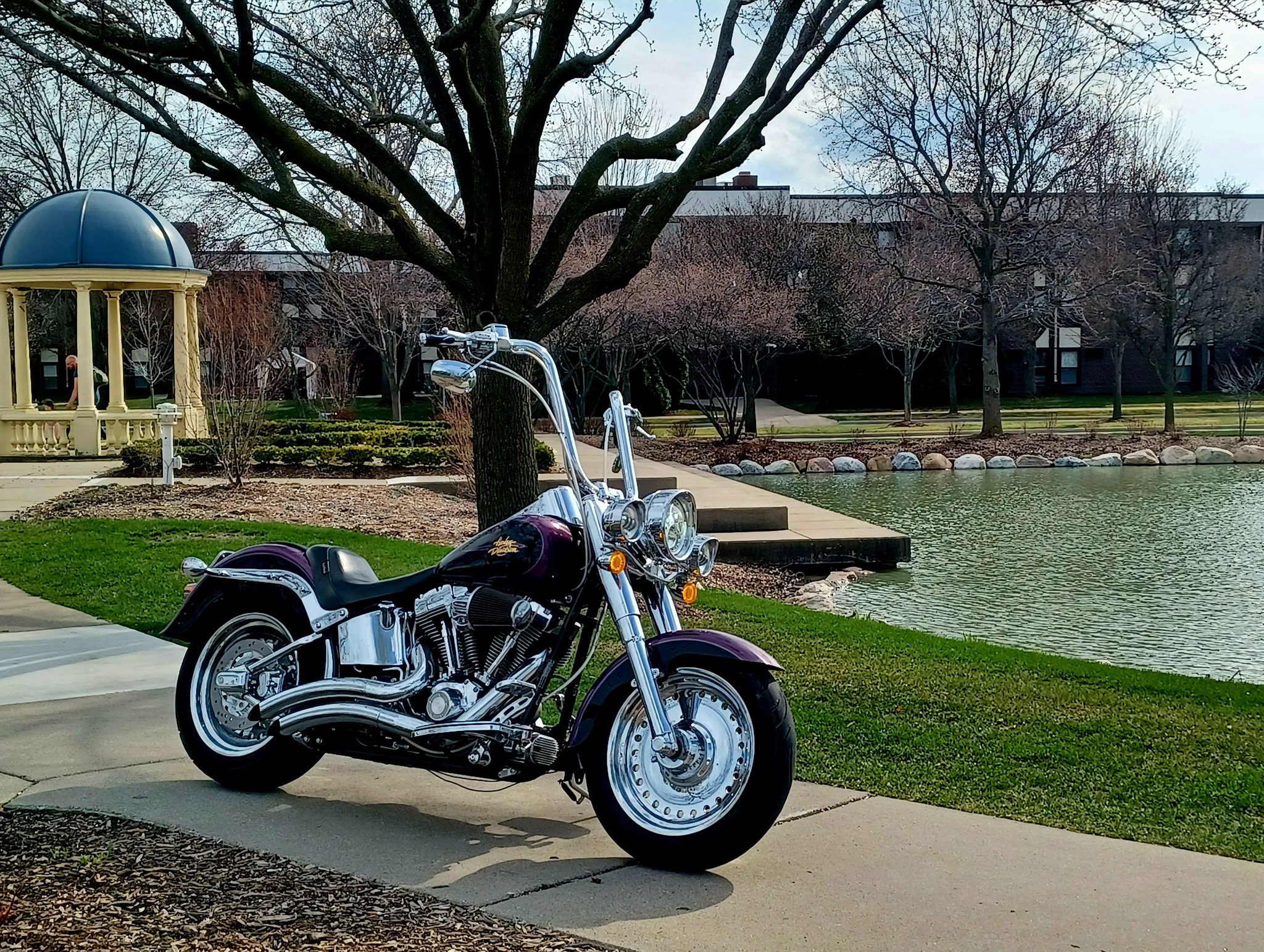 What is the significance of a gold key on a Harley-Davidson?