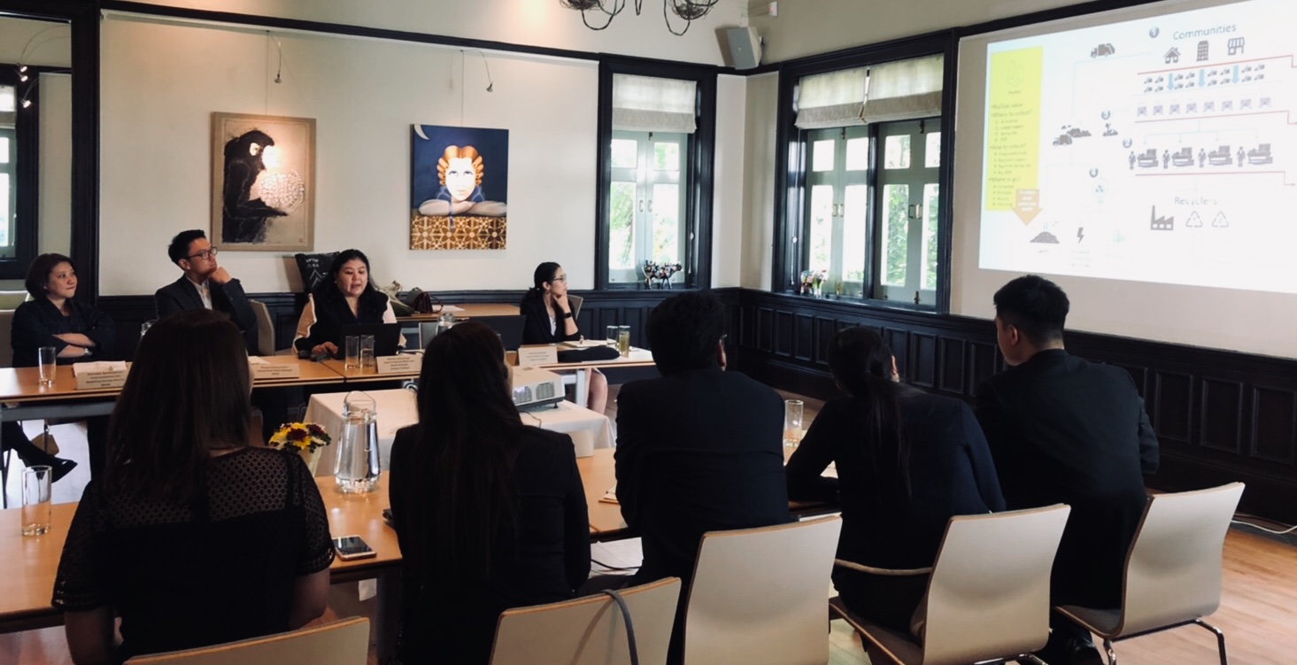 Embassy - ( ภาษาไทยด้านล่าง ) Following up from the Dutch-Thai ...