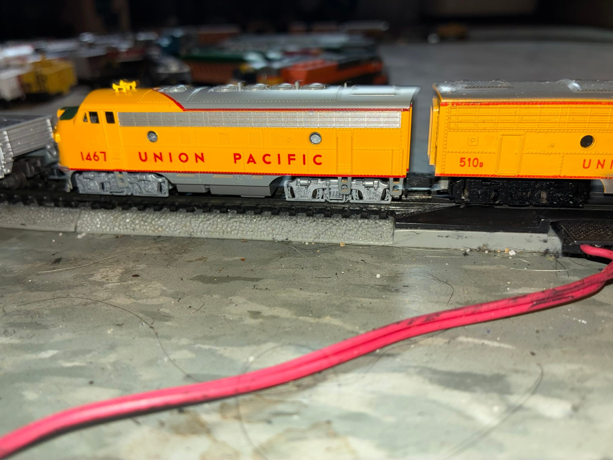 Kato EMD F7 locomotive set in action