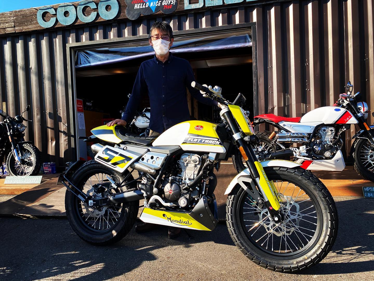 Coco Blue Moto Posts Facebook