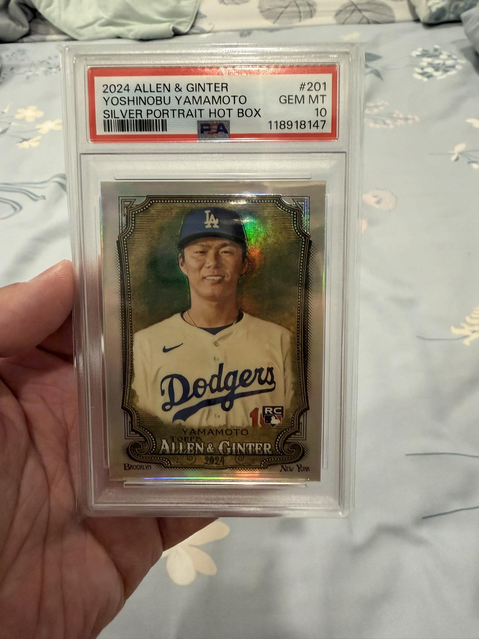 出售山本由伸1. 2024 Allen&Ginter silver portrait PSA 10 價格：4000 