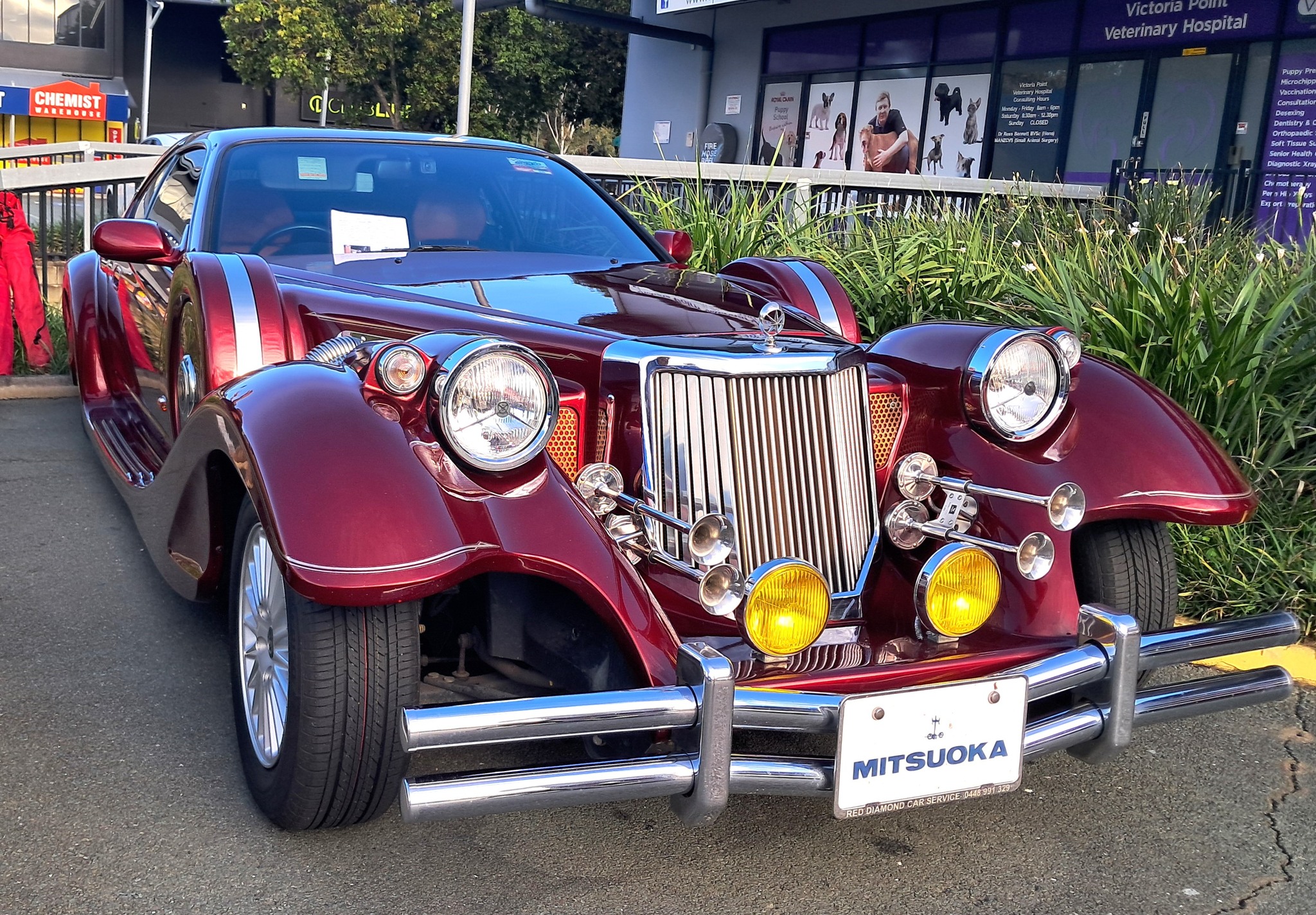 Mitsuoka Le-Seyde Is a Neo-classic two-door sports coupe