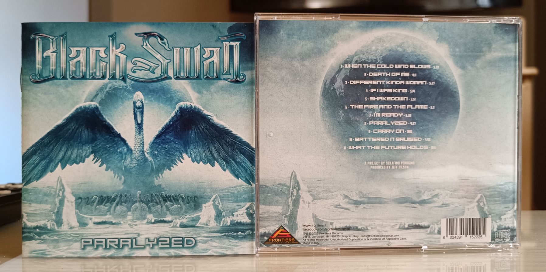 Black Swan (2025) Paralyzed FR CD 1522 a ш LOWS 5B WHEN 1THE COLD