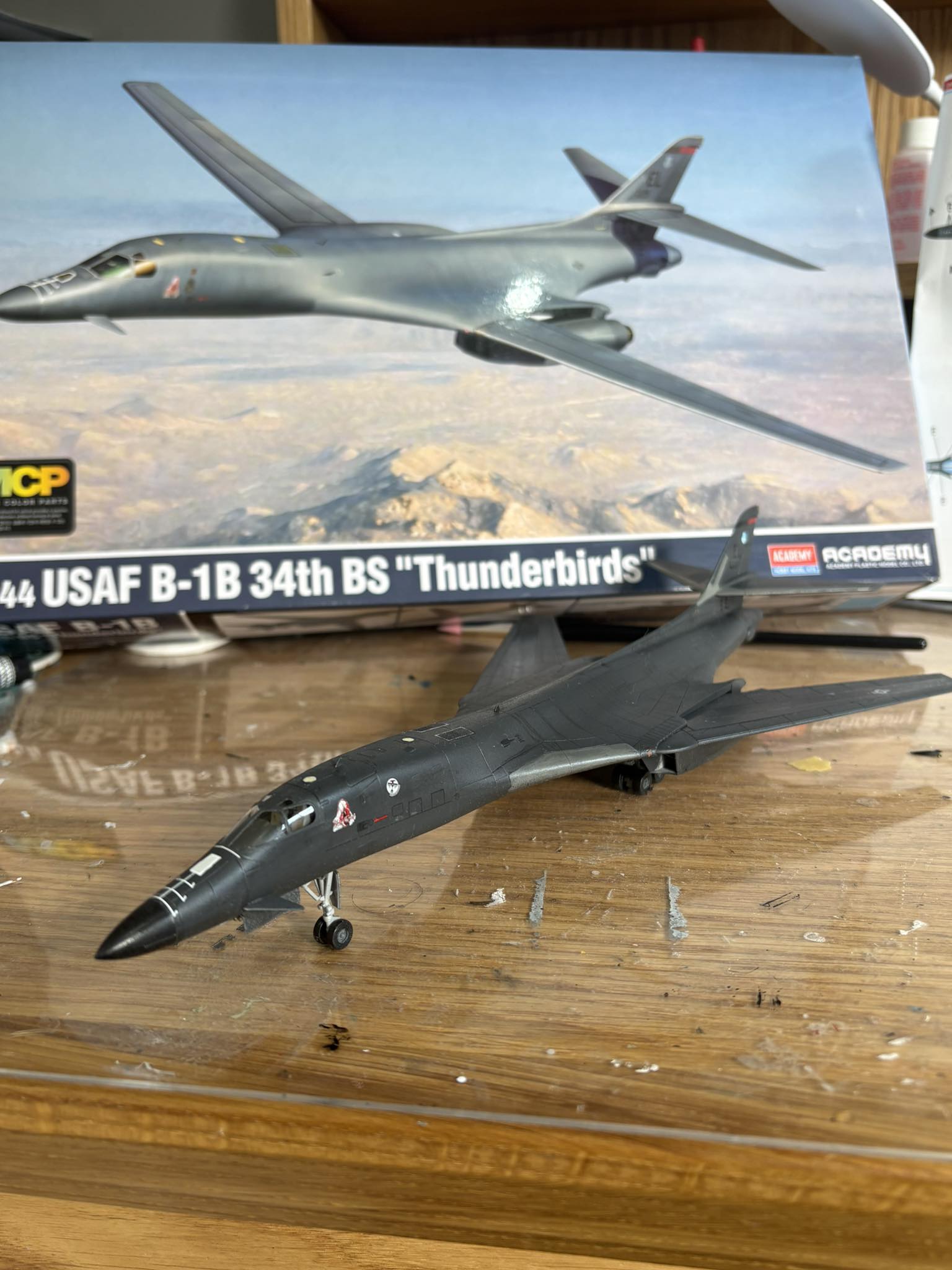 Academy 144 B-1B model kit review