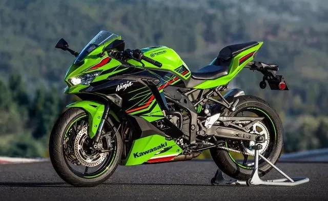 Kawasaki zx4rr for sale in central Illinois?