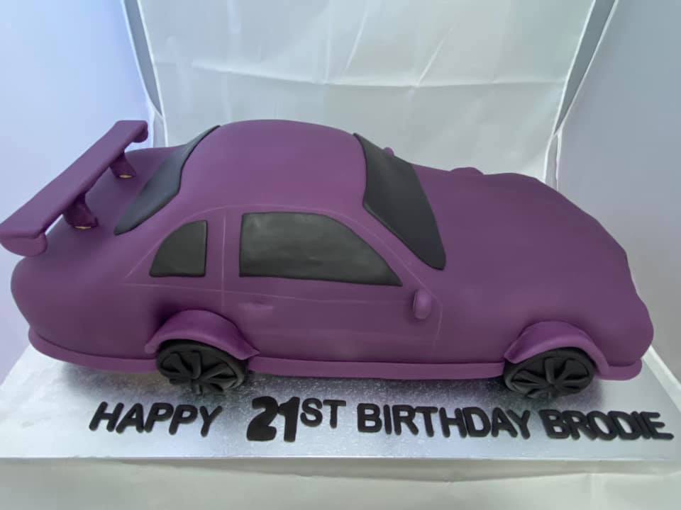 Elles Cakes - Nissan skyline R34 GTR, chocolate cake with... | Facebook