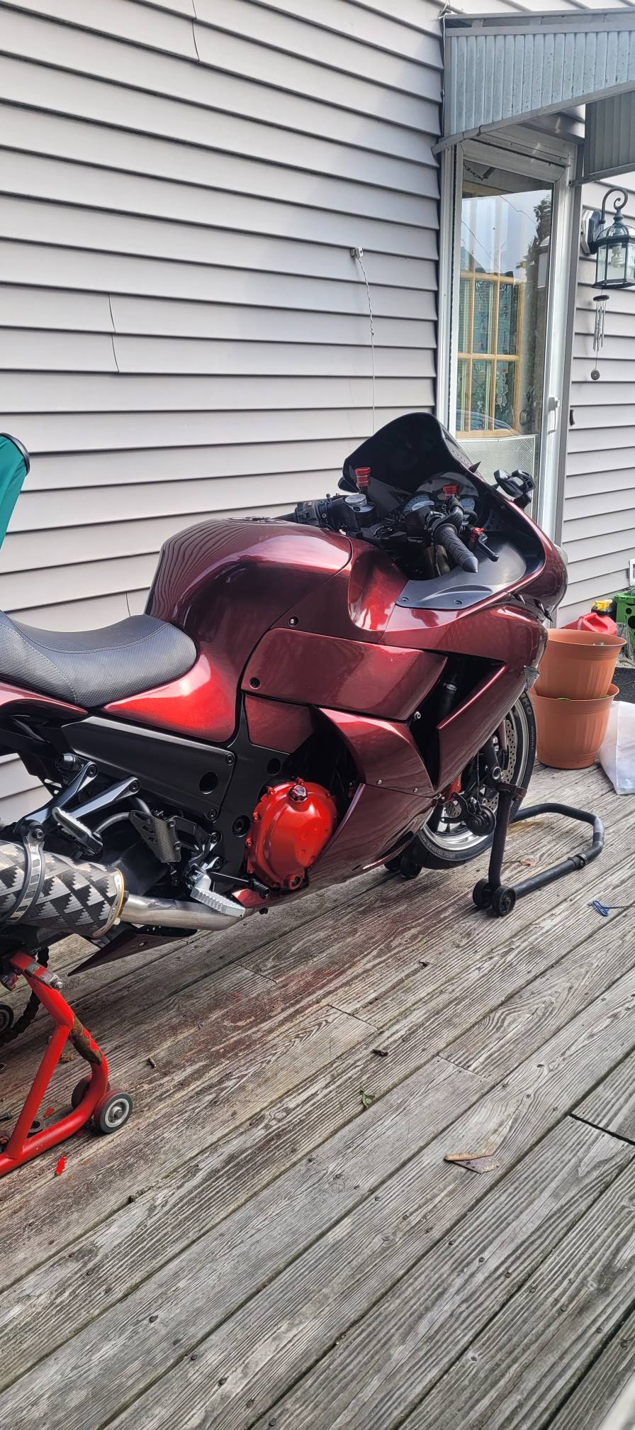 What is the value of a 2007 ZX14 with a cracked frame?