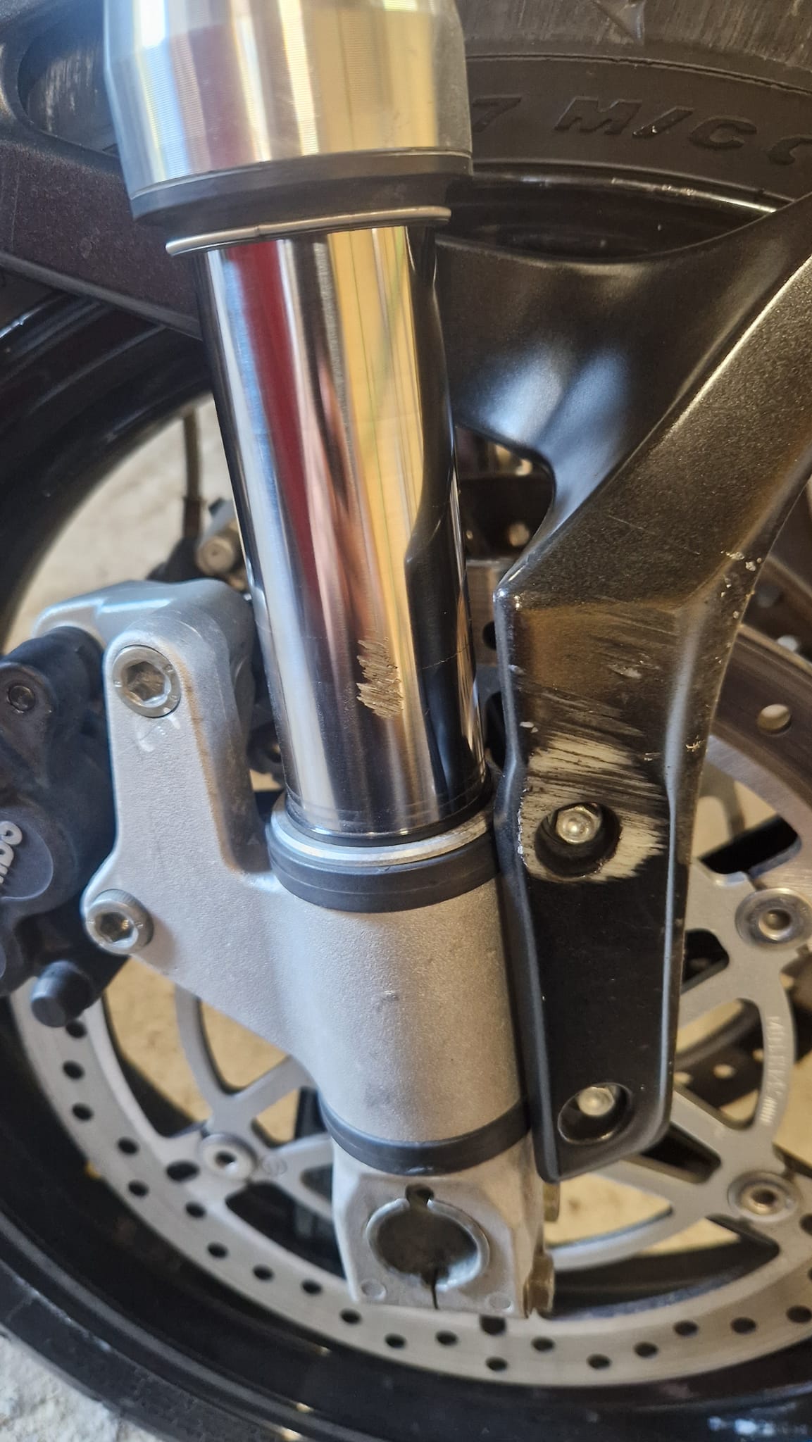 Replacement for S2 front fork shrader piece