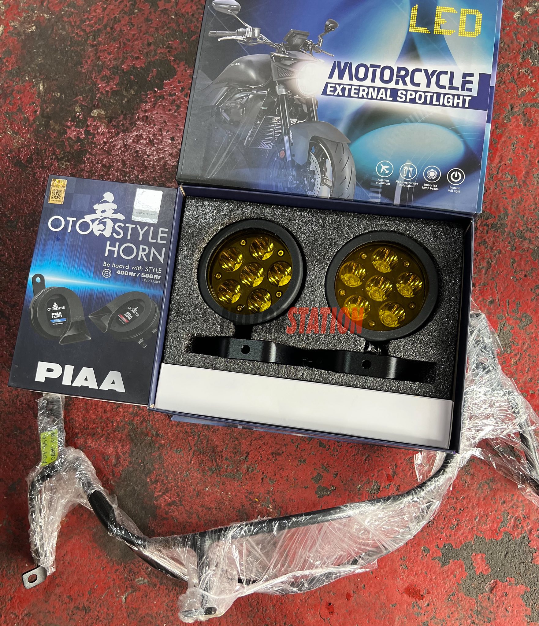 Motorcycle parts and accessories for sale: RM bracket, Aes gr6