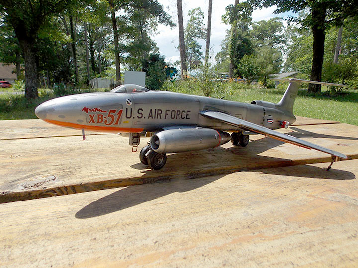 Collect-aire 1/48 xb-51 model details