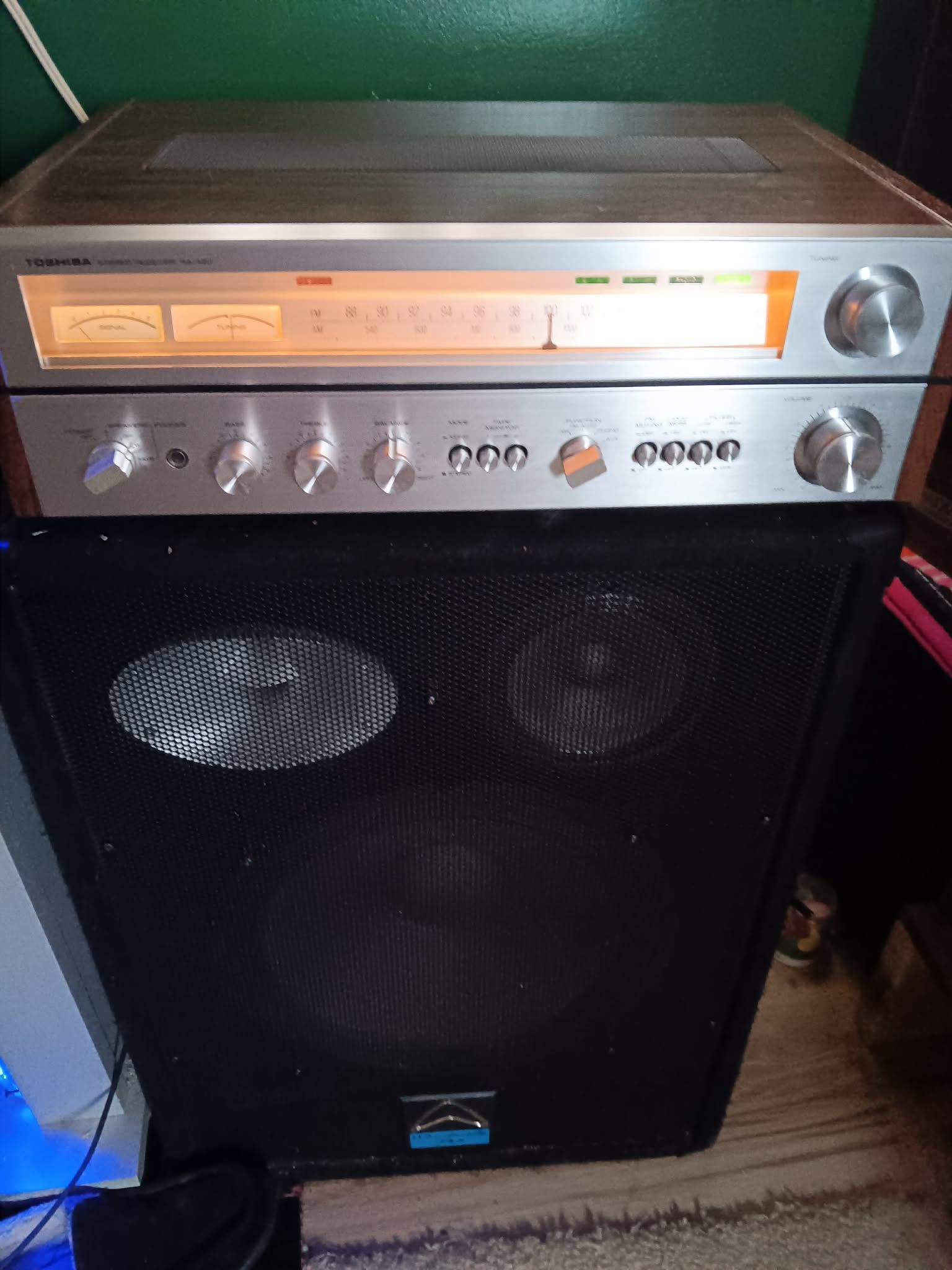 Toshiba TSS-EX15 Speaker System (Vintage) Toshiba Speaker System
