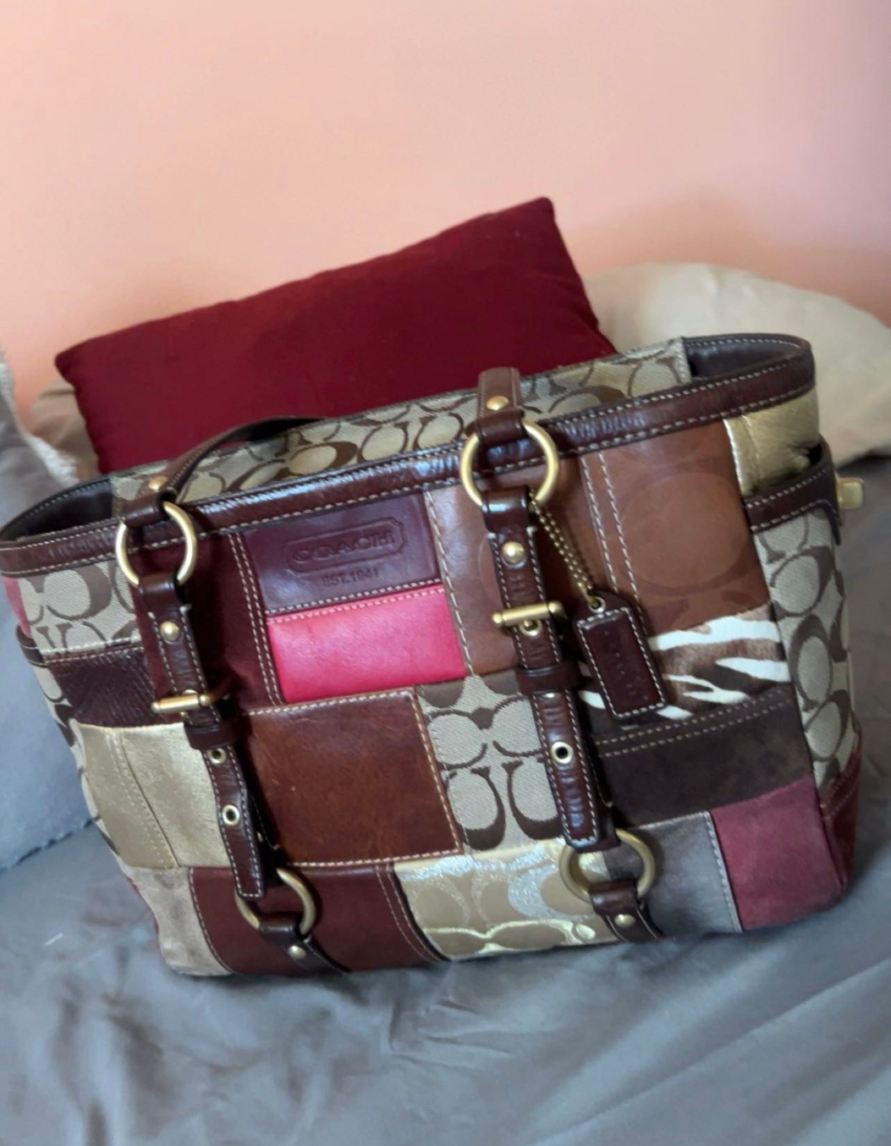 バッグ RARE COACH 1490 FISH CORAL BAG Y2K RARE COACH 1490 FISH CORAL BAG Y2K｜Www.ferriera-valsabbia.com