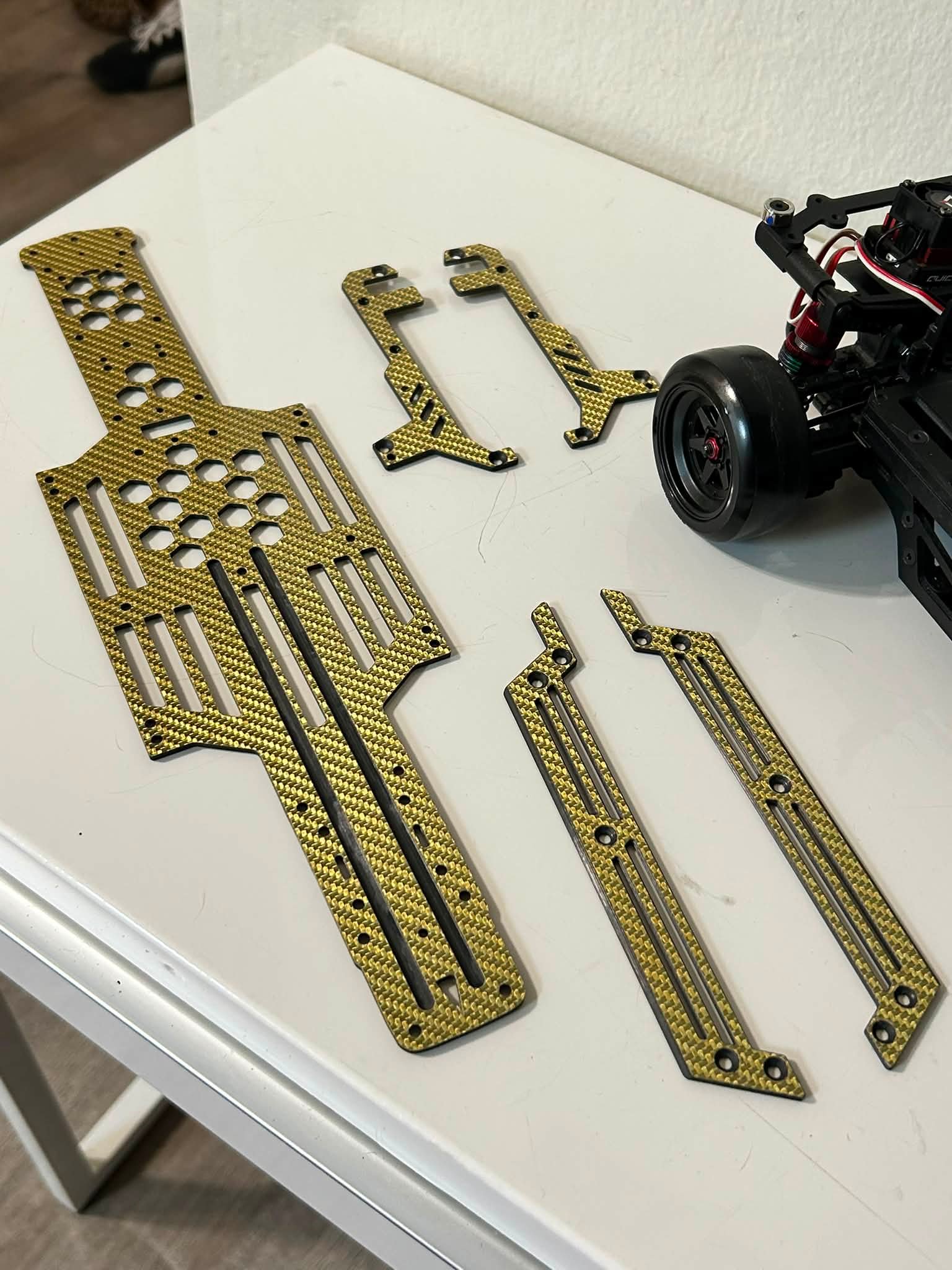 皆さま お待たせ致しました❗ Rêve D社ドリフトキットカー 「RDX」に