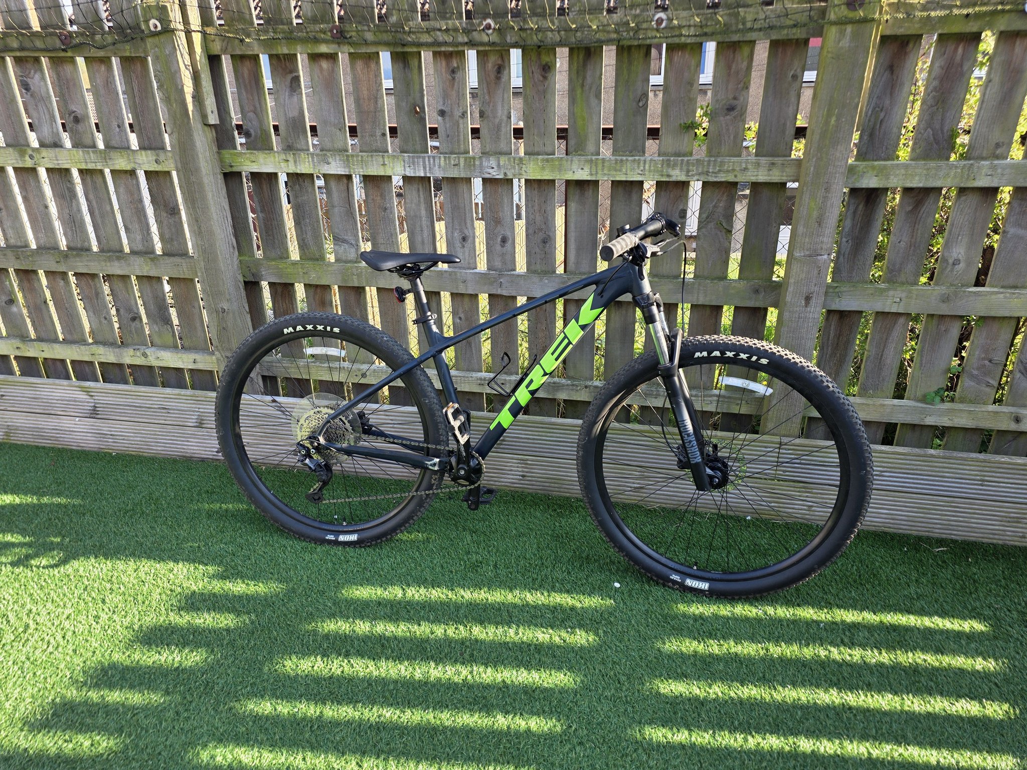 trek lime bicycle Lite 3-speed AUTOMATIC cruiser! Trek Lime Values & Pricing