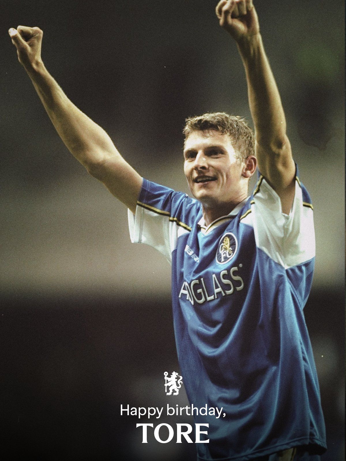 Happy birthday, Tore Andre Flo. 💙