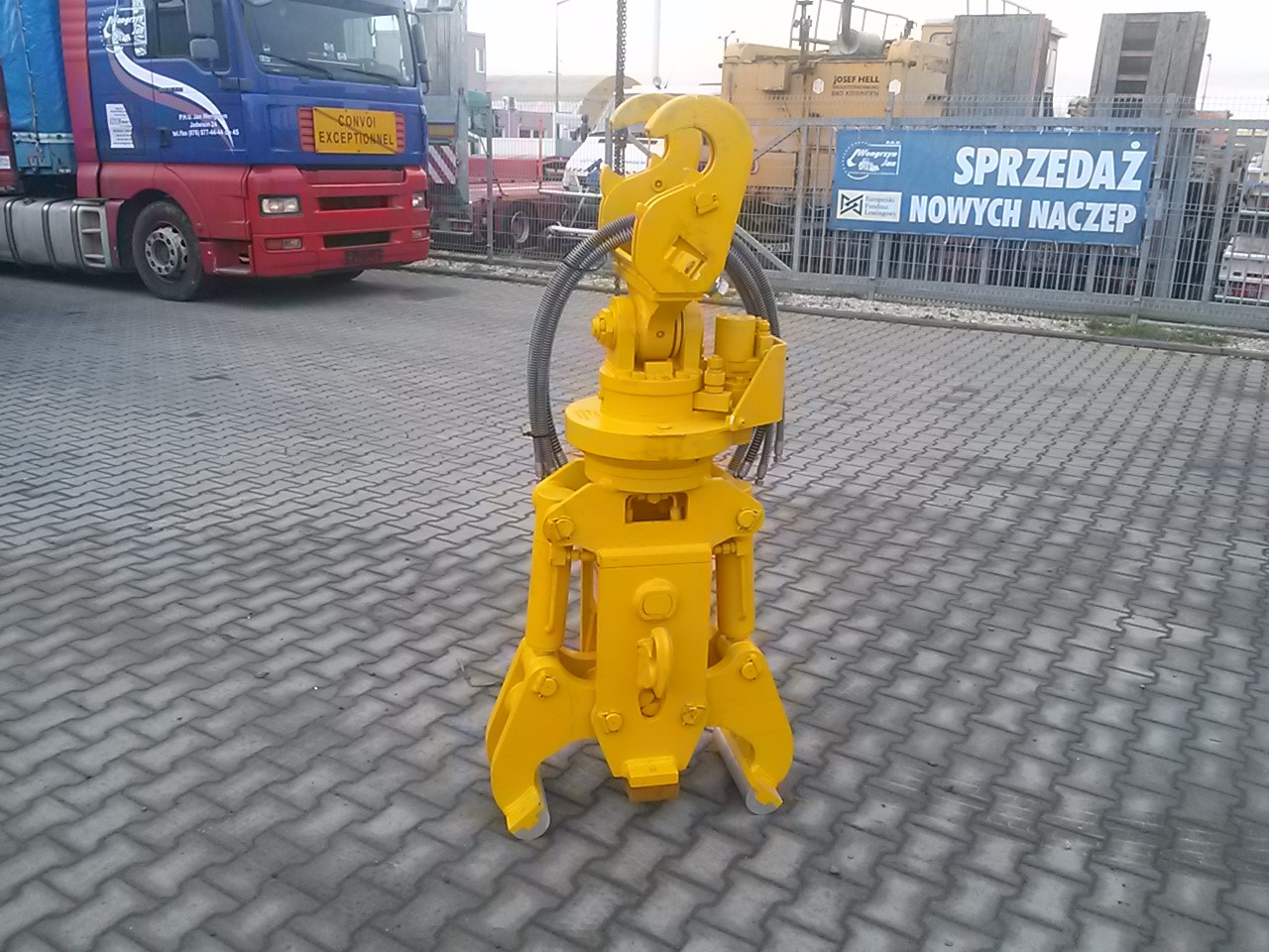 WINDHOFF - Nowe osprzęty do koparek kolejowych WINDHOFF - New ...
