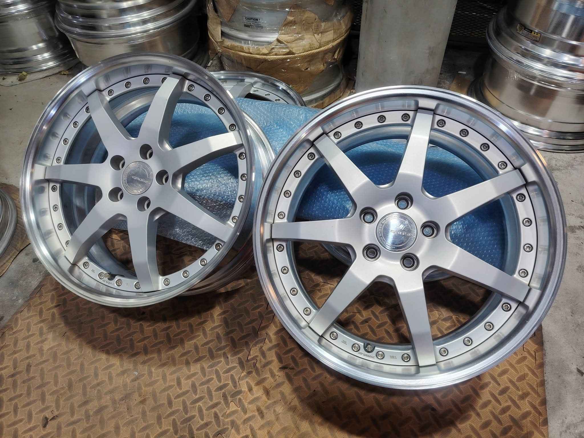 19] WORK GNOSIS GS3 #ORIGINAL_MADE_IN_JAPAN 19x7.5 ET45 19x8 ET42 