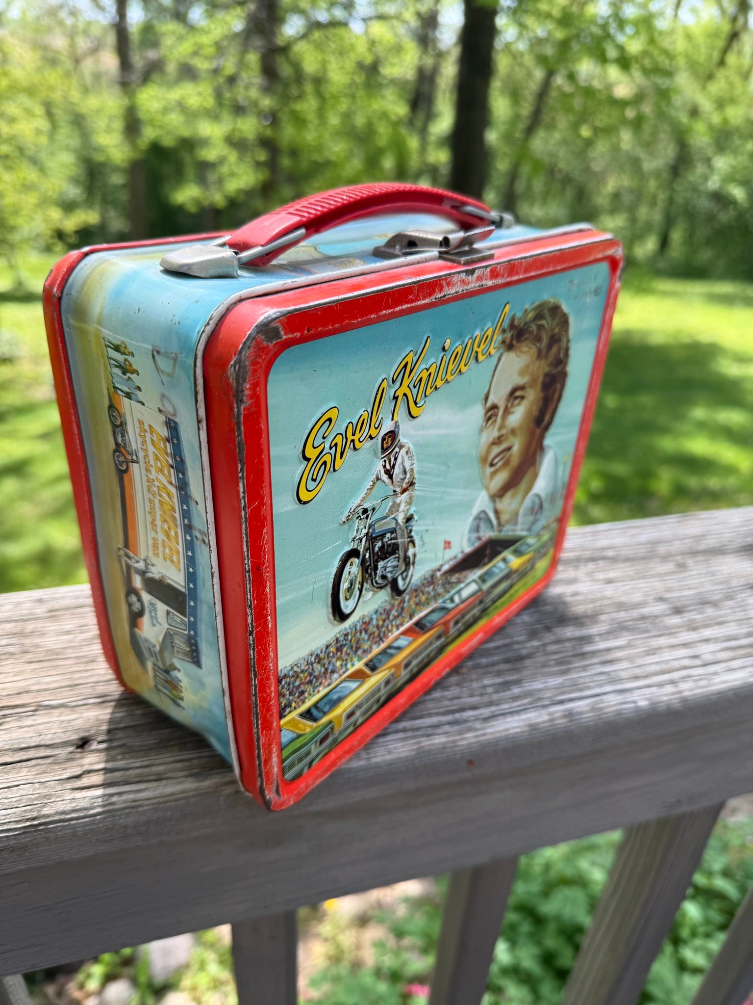 Vintage-style tin lunch box with a printed Marilyn Monroe portrait