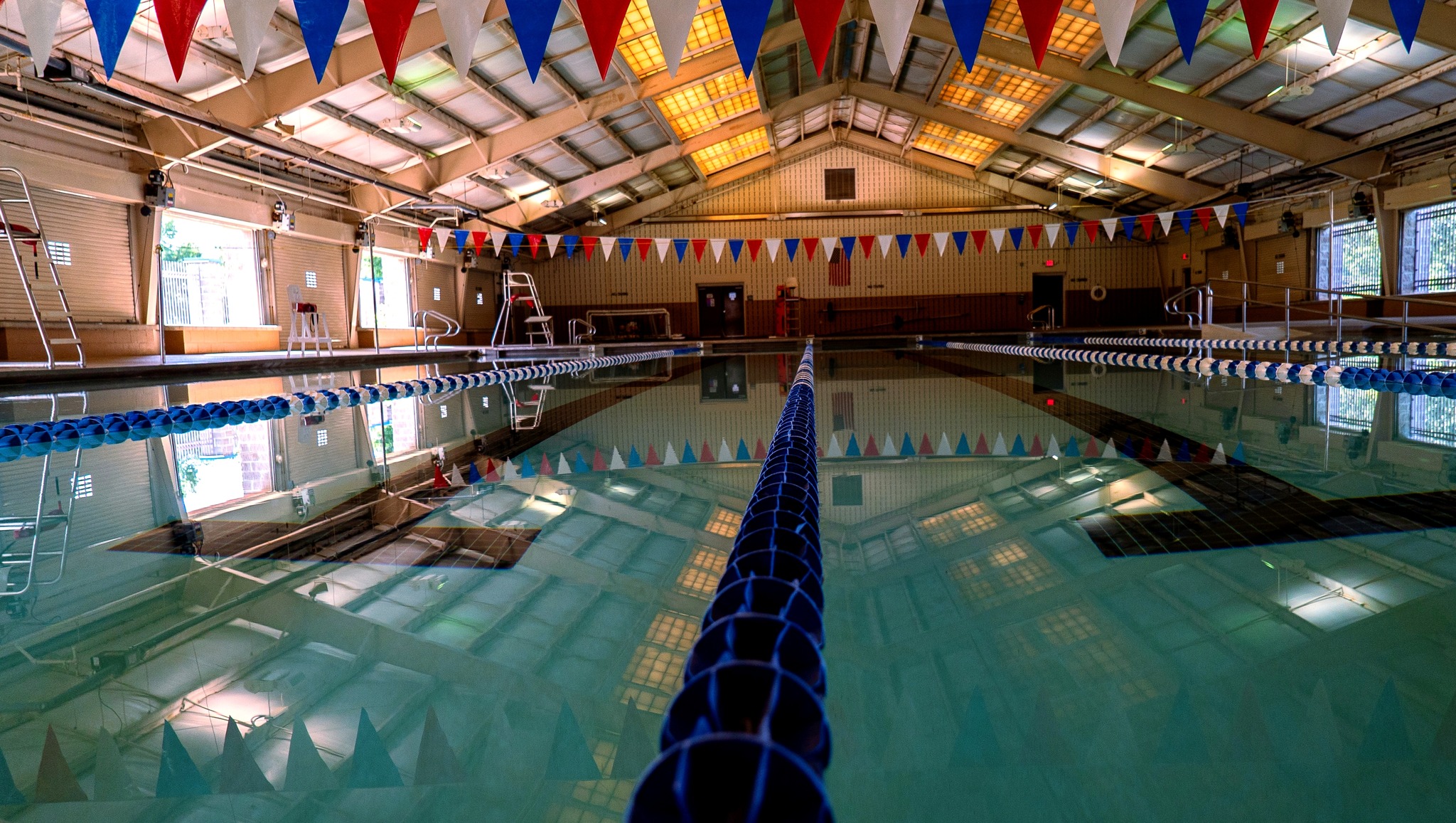 Memphis - Who says you can't have a pool party in December? We manage ...