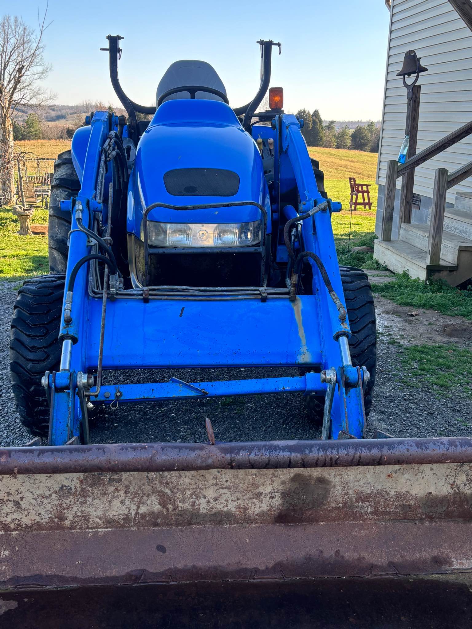 2003 Hydrostatic New Holland TC45 w/loader - Commercial Vehicles ...