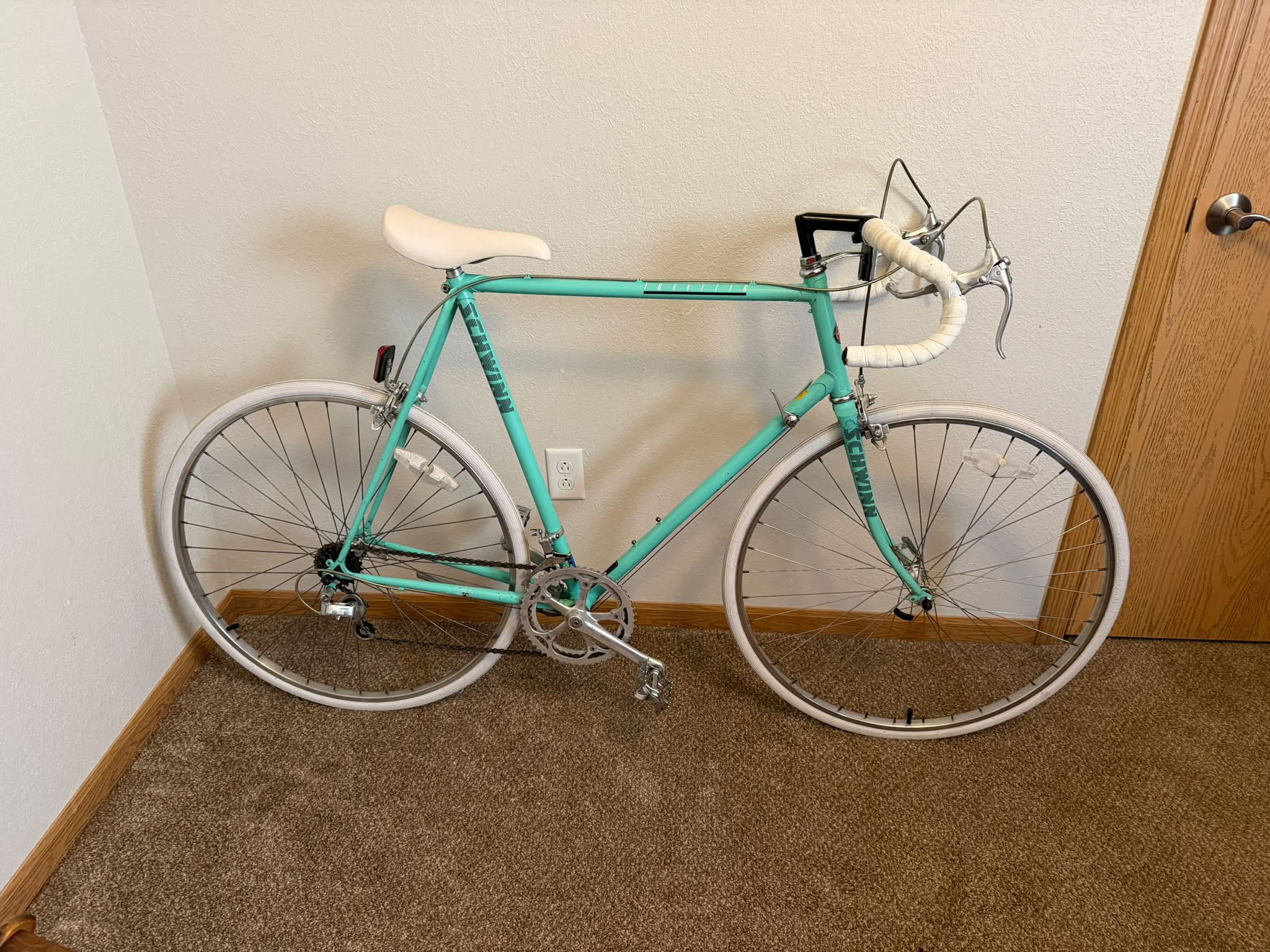 schwinn bicycle chicago 1972 Varsity Mens Bicycle, Serial No# FH029095, Built Mens Bike Schwinn Bicycle led cycling industry