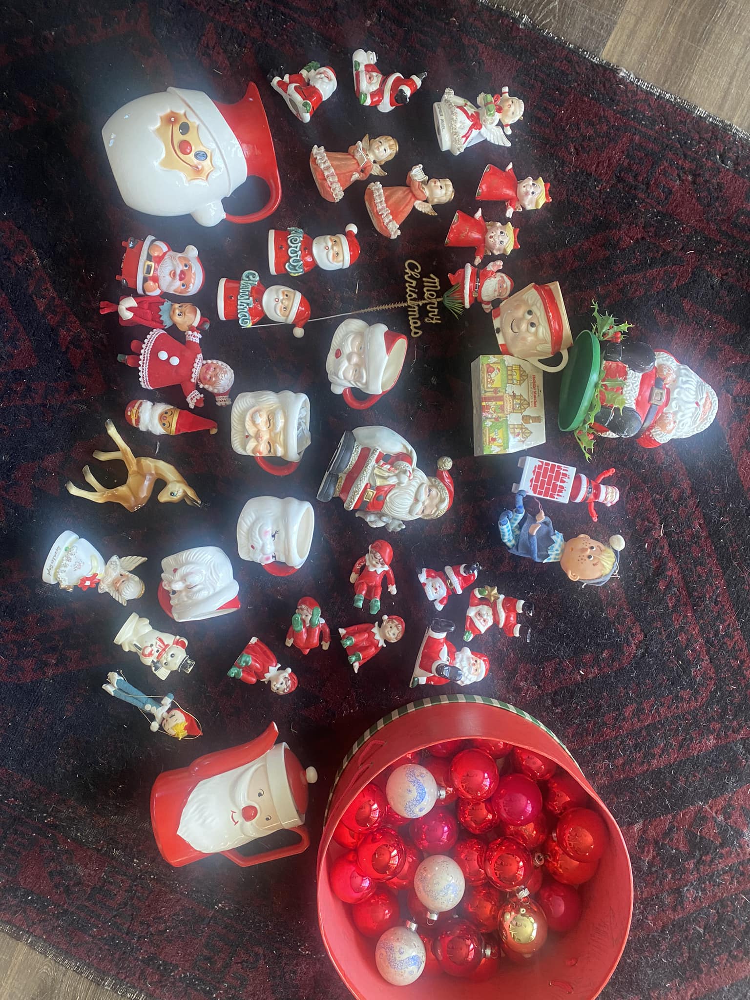 Vintage Christmas! (All Sold) Most new and unopened. 🎁🎁🎁