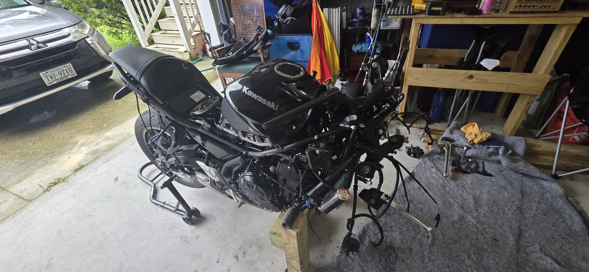 みや Lost ninja 650 abs part in Springfield, VA, need help finding it