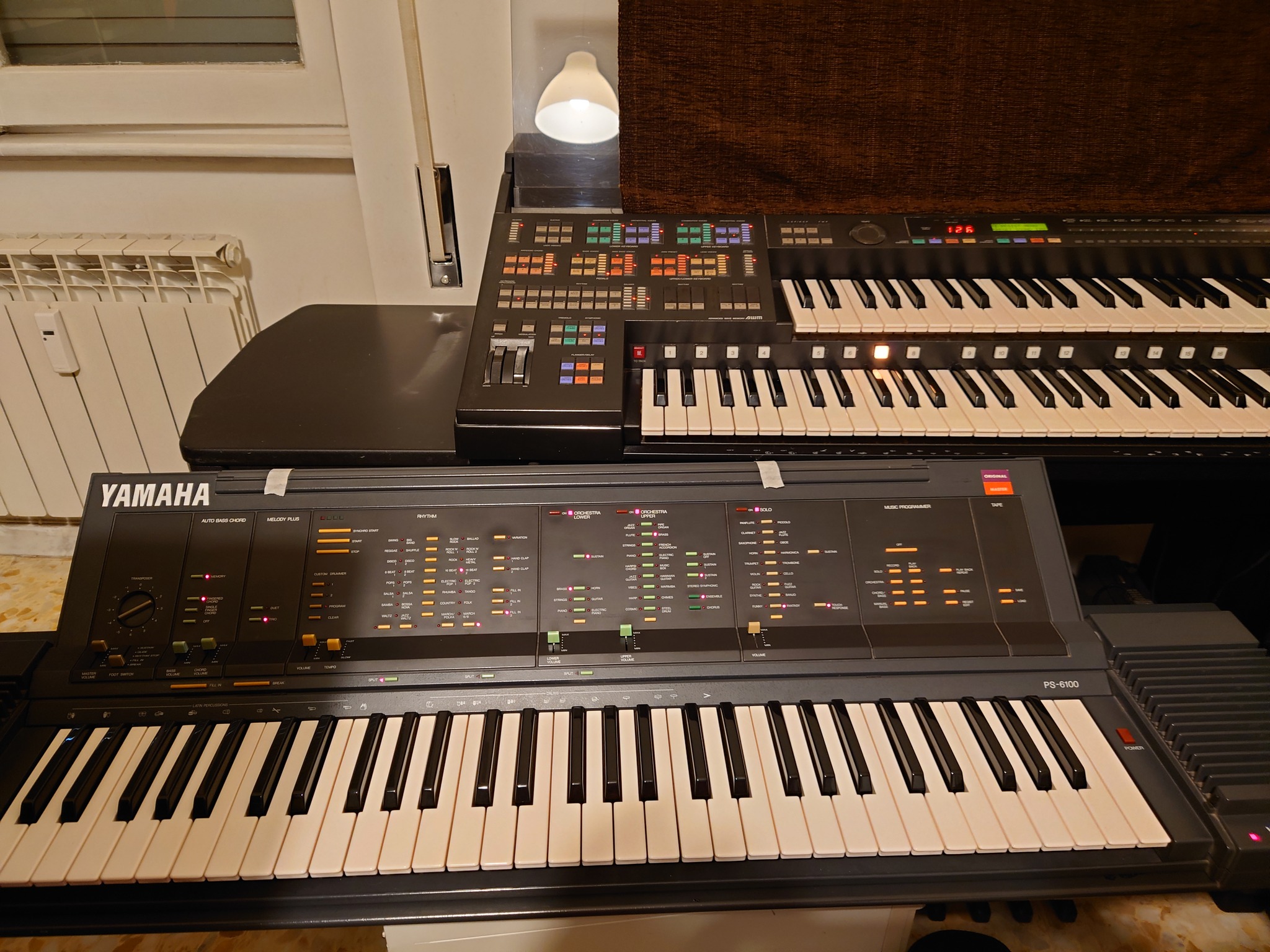 The PS-6100 in action. A moment from 1984, when portable keyboards