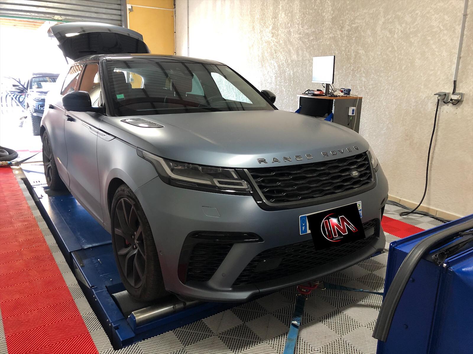 🚗Range Rover Velar... - I Motors & C2 Motorsports Guadeloupe. | Facebook