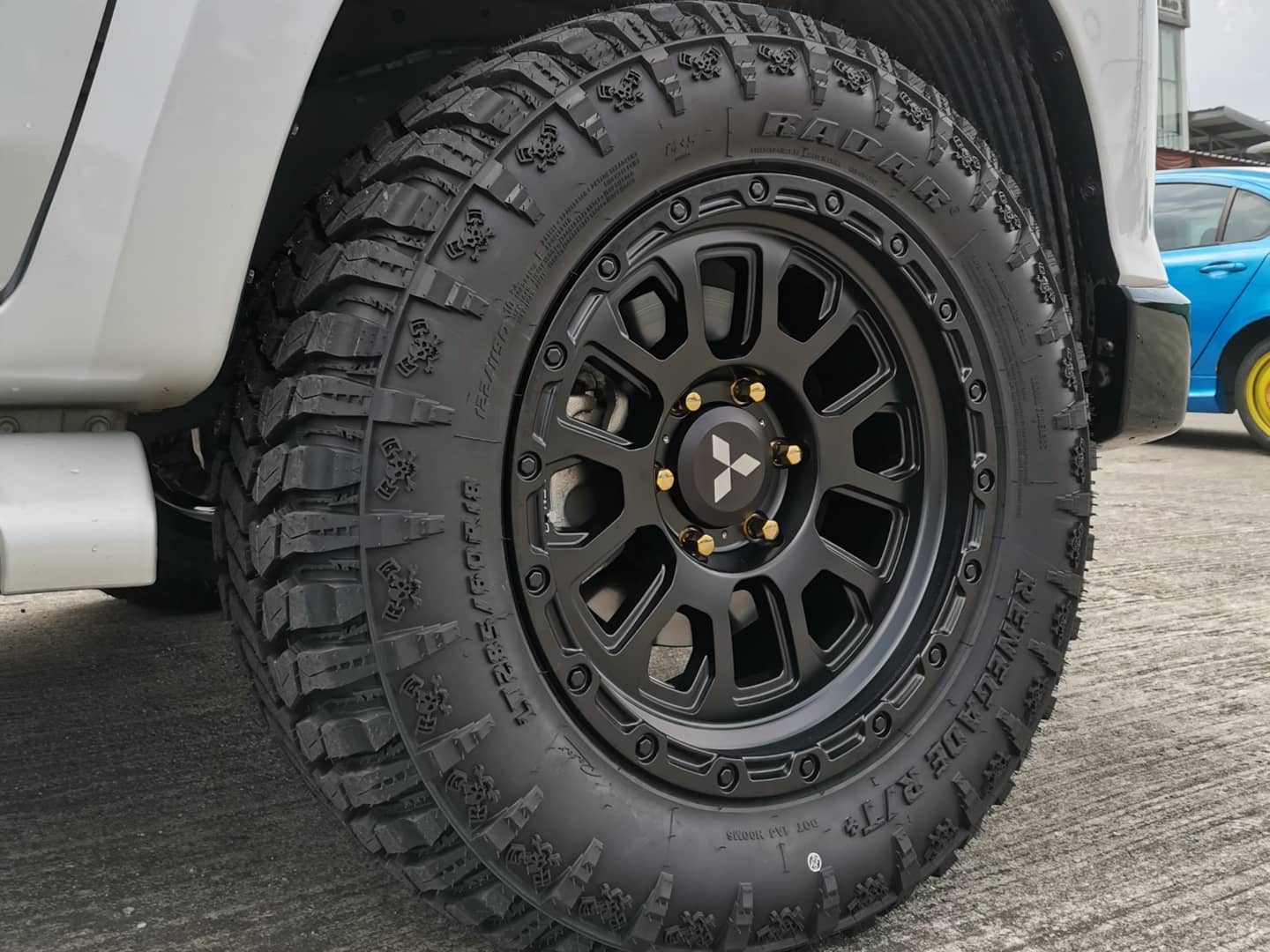 # LENSO MAX-X12 # # RAXER... - Pusat Tayar WheelFire Sdn Bhd