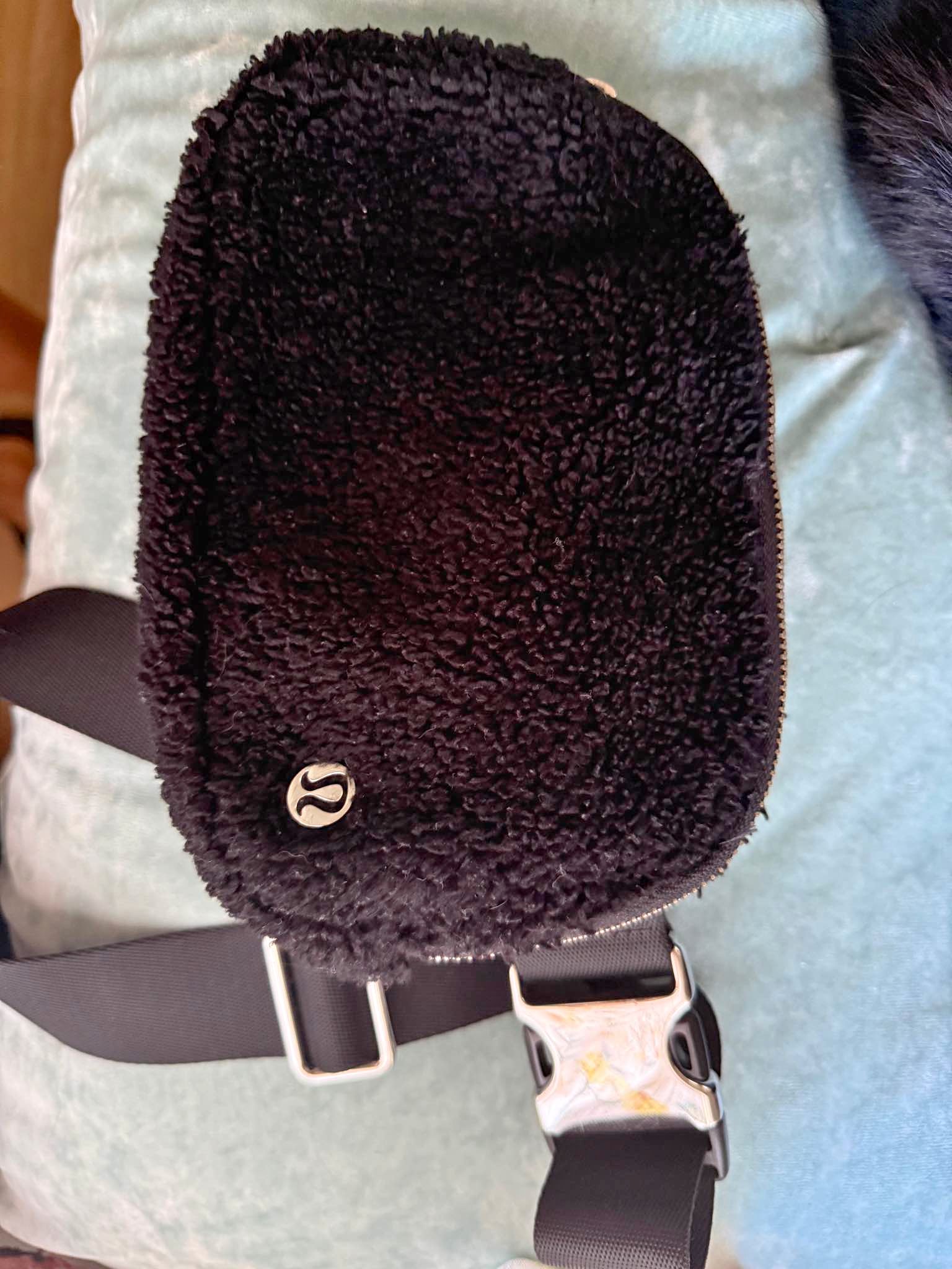 lululemon belt bag fleece black Everywhere *Fleece *Plush *Mesh *Corduroy  TellurideFUEL Amazon.com | Lululemon Athletica Everywhere