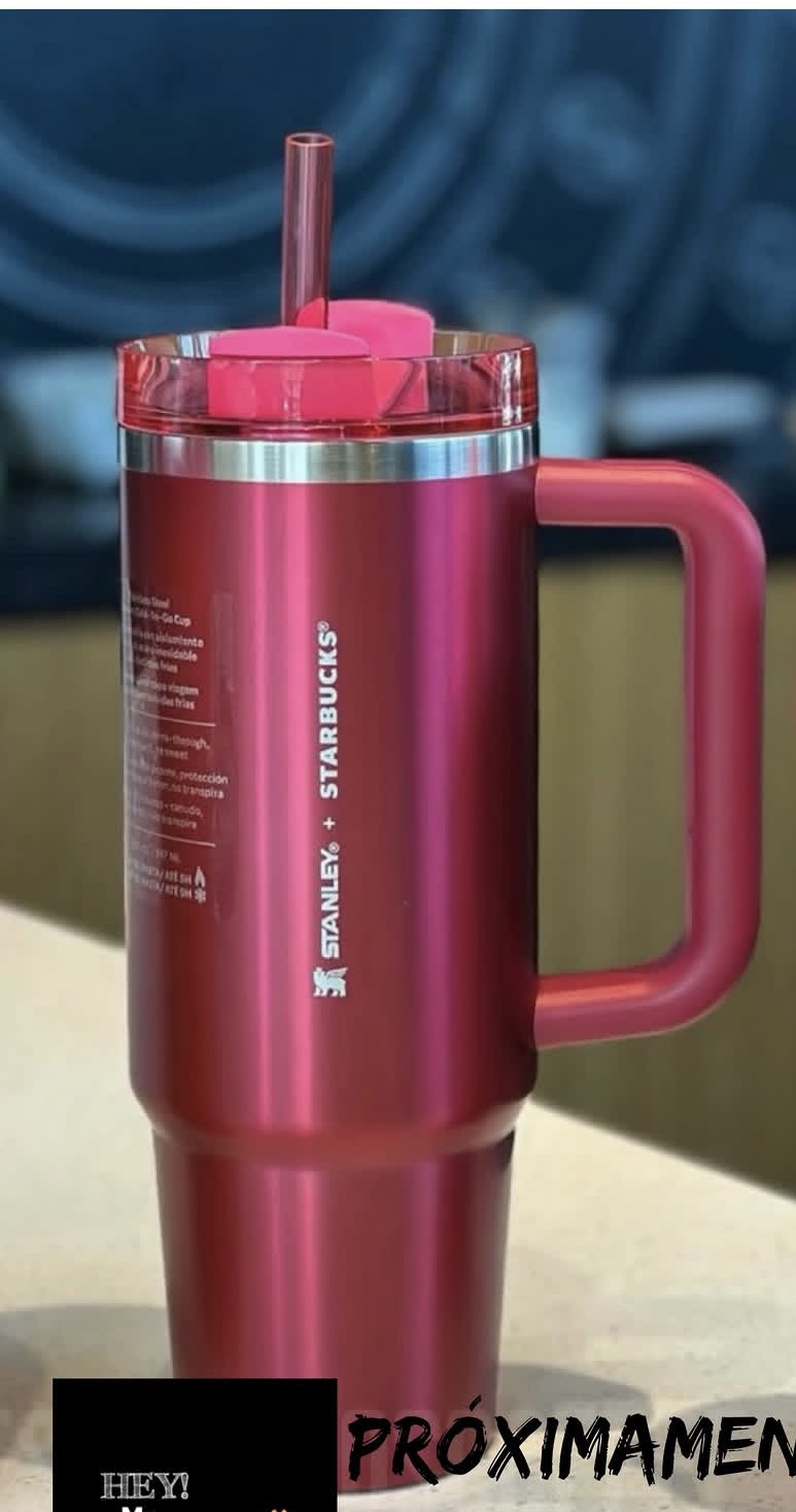 Starbucks x Stanley 30oz new color available for pre-order in Mexico