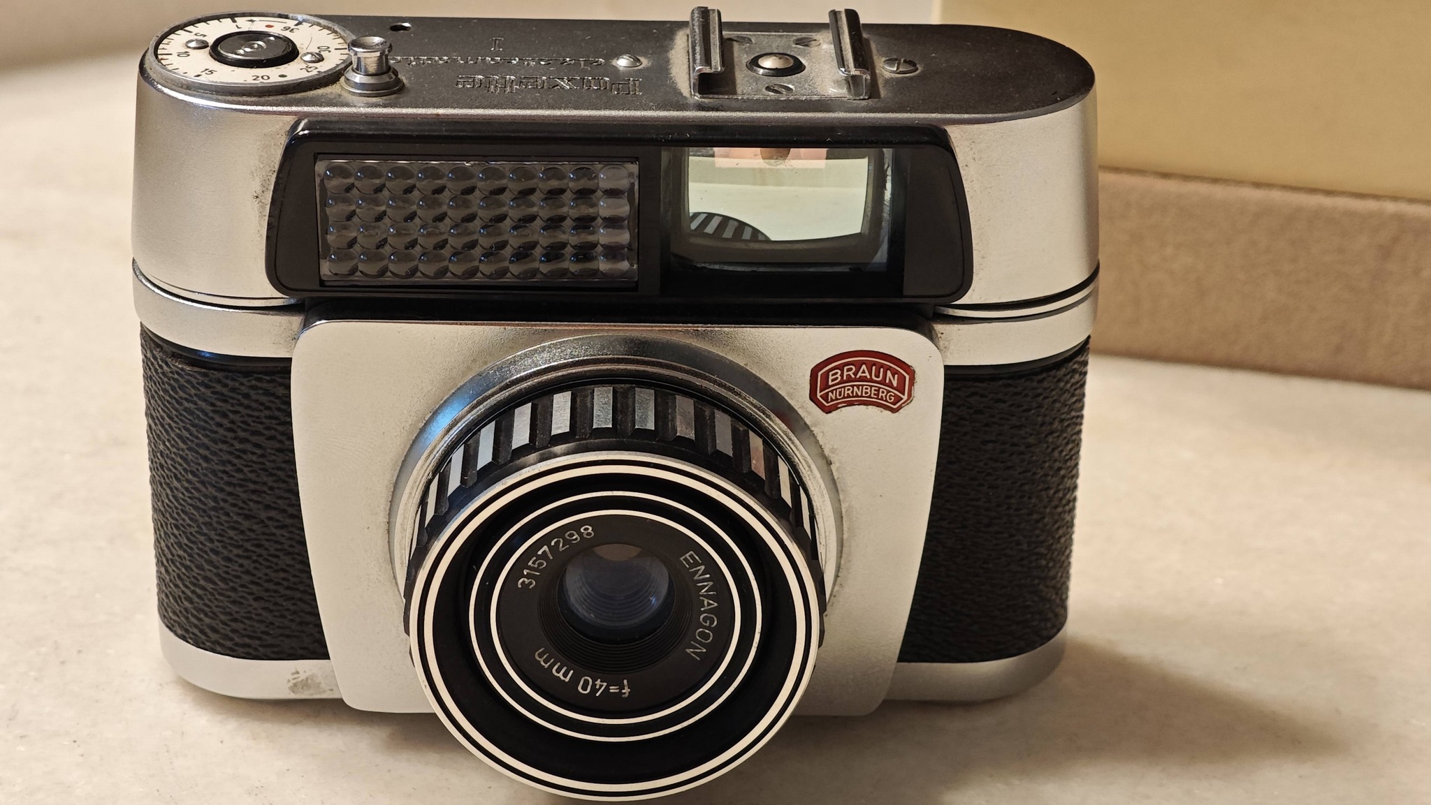 Braun's early camera model Paxette Electromatic