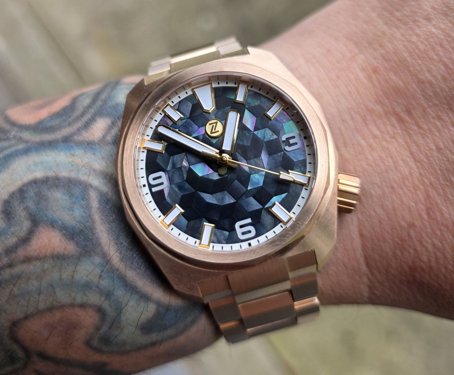 Zelos Hammerhead 43 field mosaic ember watch review