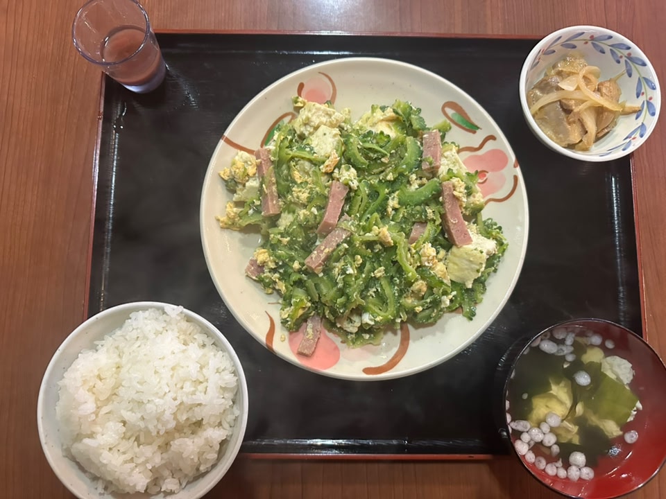 沖縄で7月の食べ歩きをご覧ください^_^、