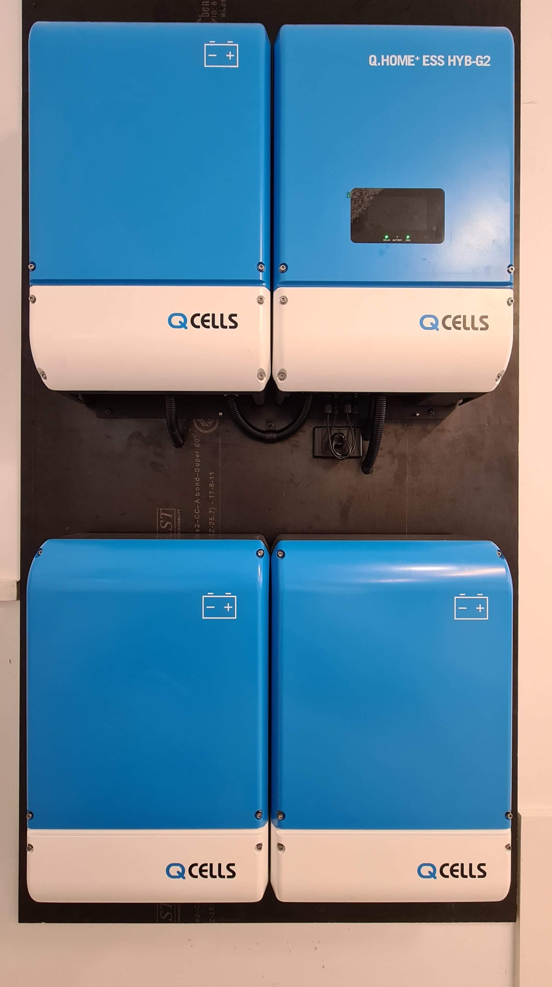 How good does this new battery system from Q CELLS Australia look! This ...