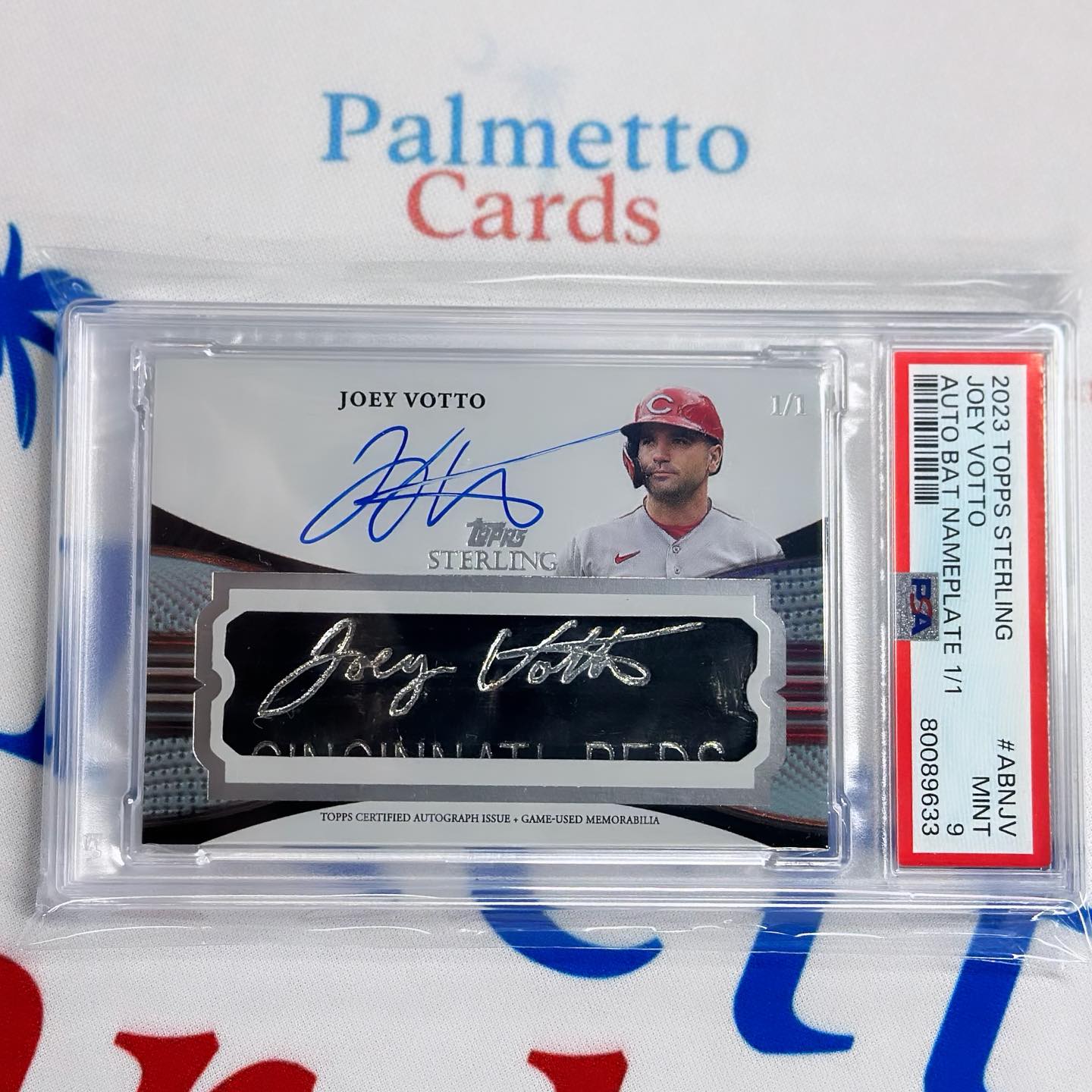 Joey Votto 1/1 auto with featuring Mr. Redlegs ?