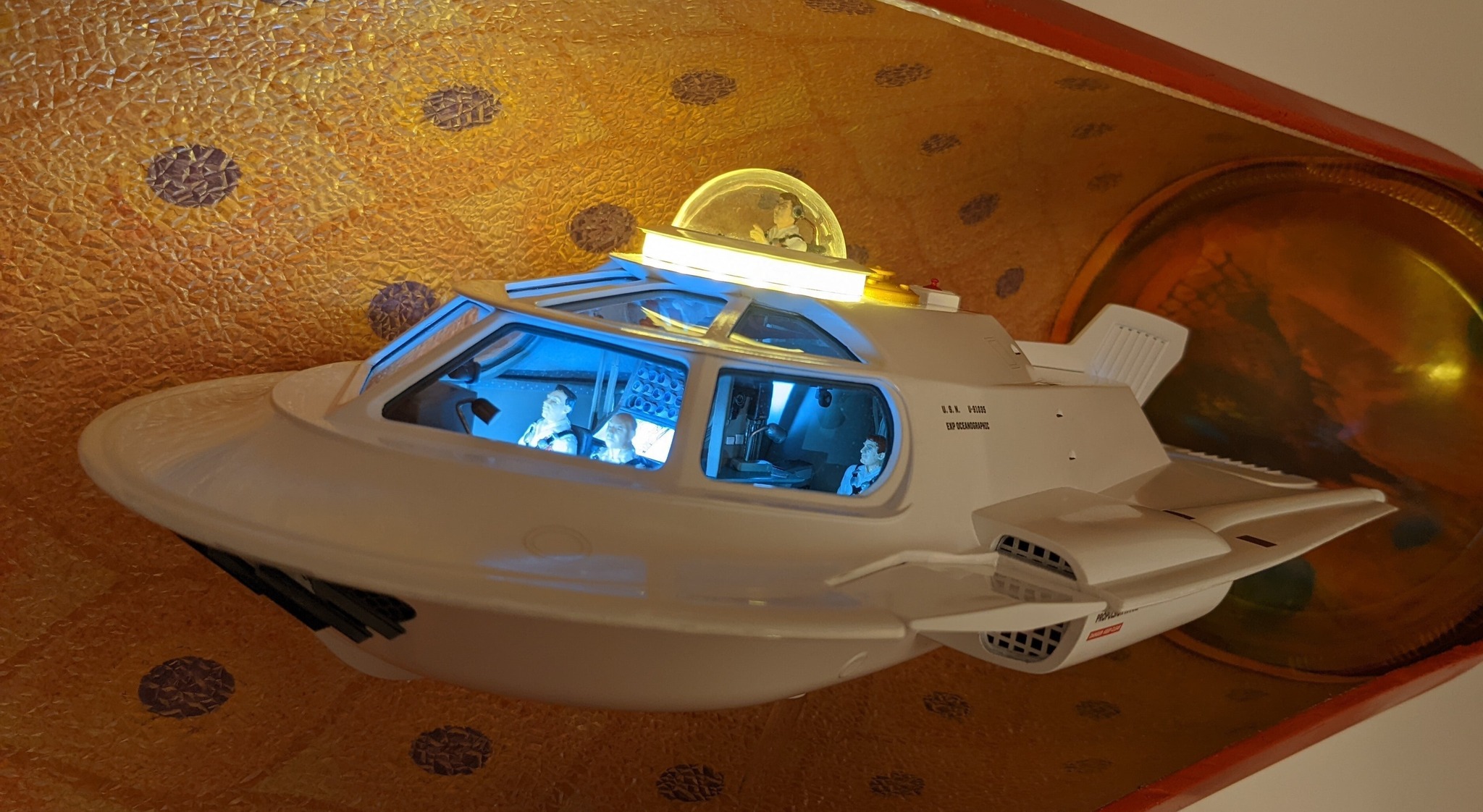 Custom Proteus submarine model from Fantastic Voyage with clear