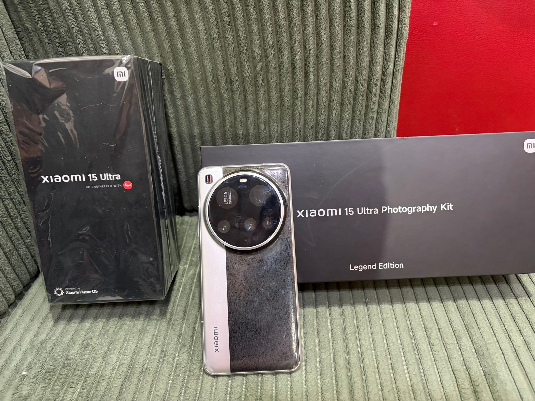 Xiaomi 15 Silver Chrome 16GB RAM 512 Ultra พร้อมชุด Photography 