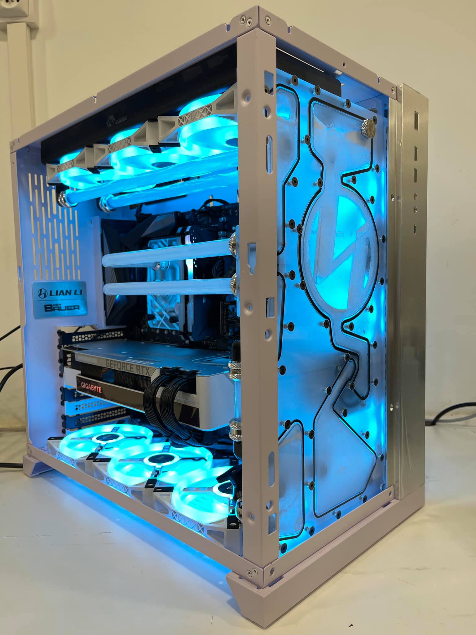 CYBERTEK - ️ Snow in ur Pc ️ Askip on termine 2020 avec...