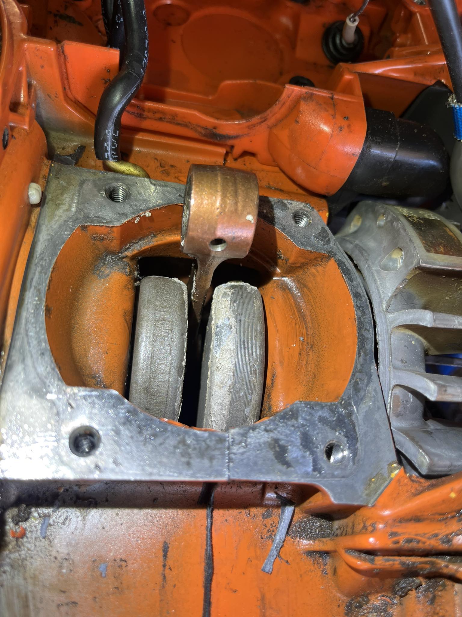 What to do with corroded piston and jug in Husqvarna 372xp chainsaw?