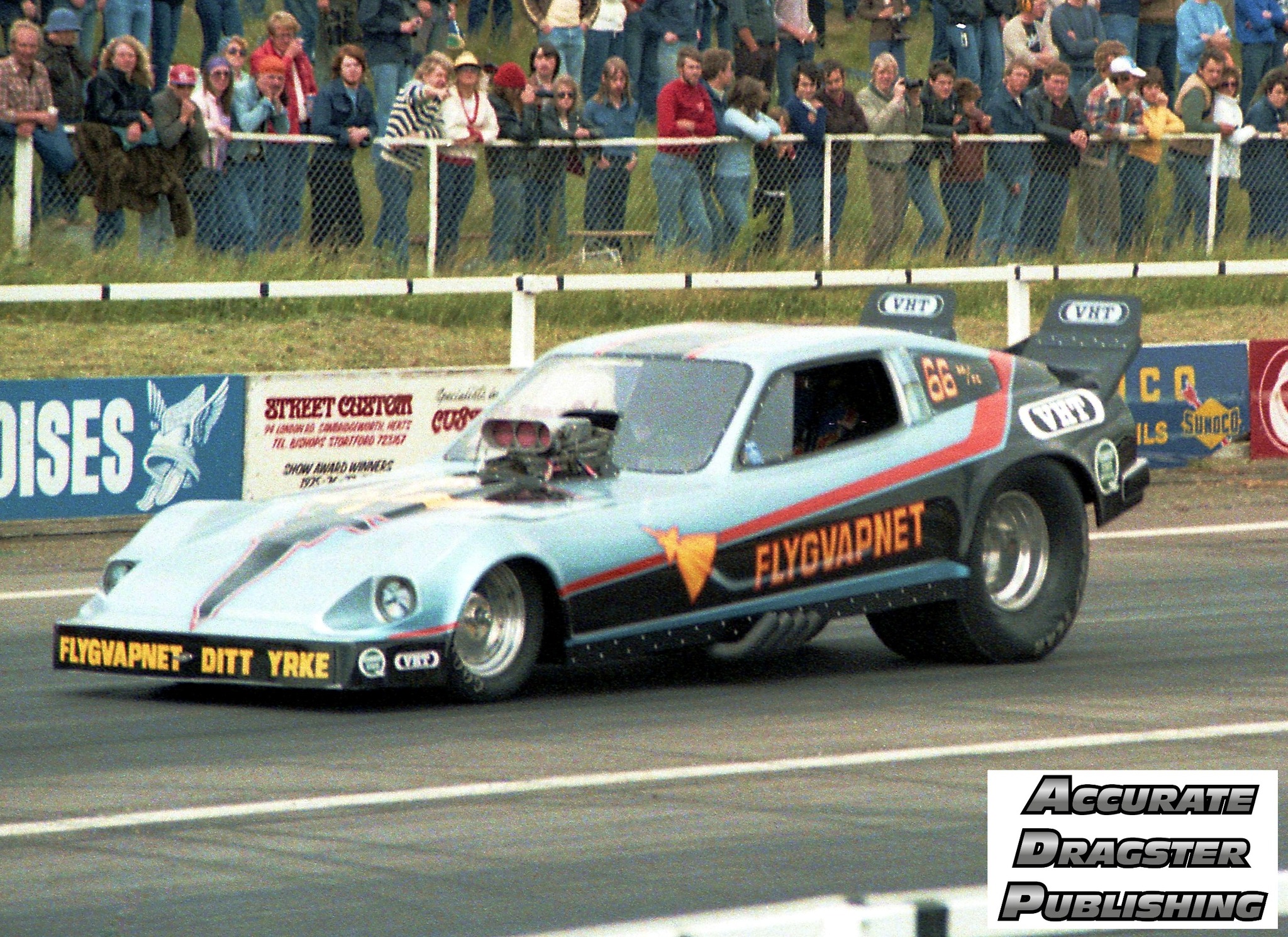 マリア Datsun 280z dragster after burnout at 1982 Cannonball meet