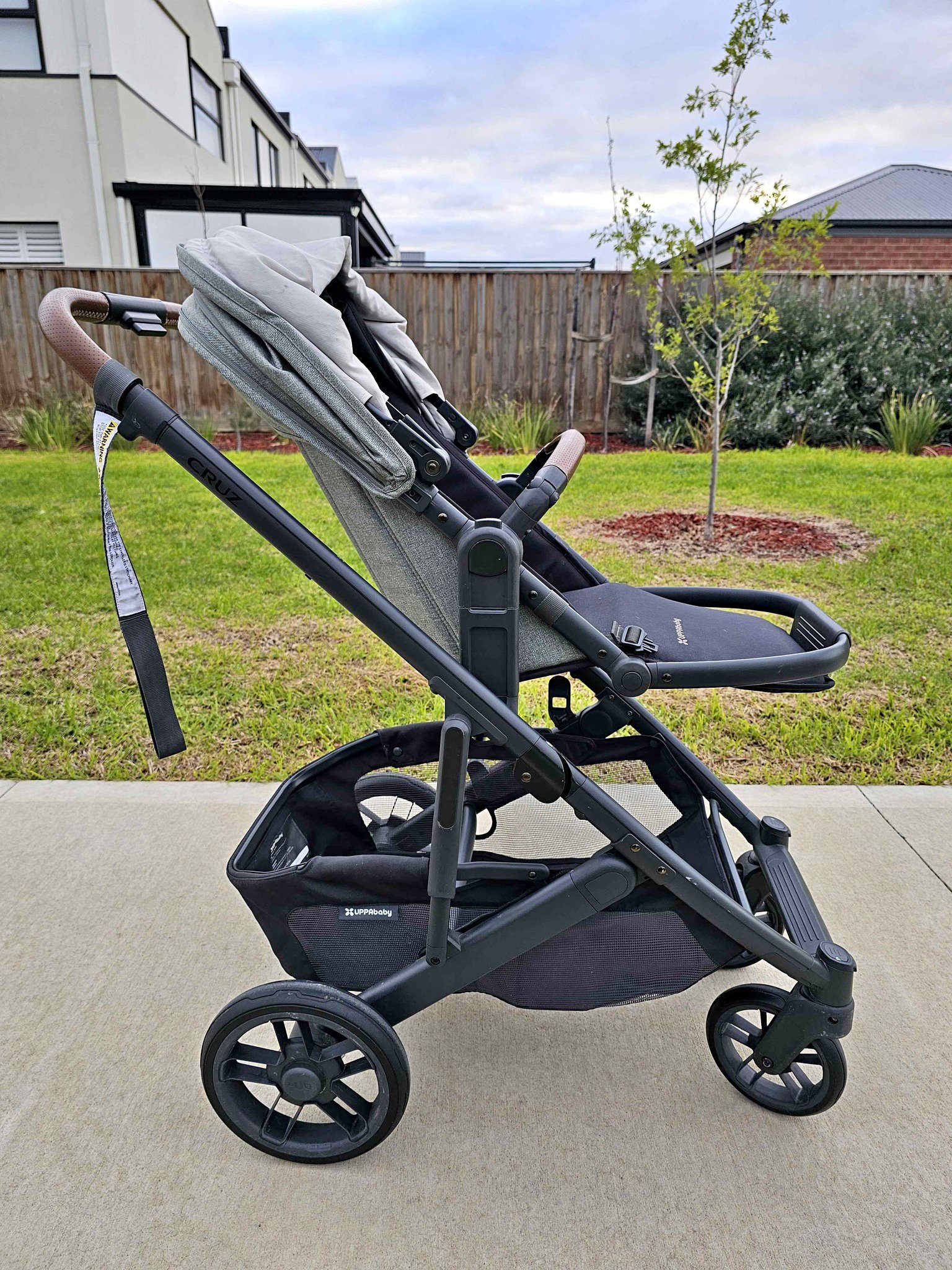 uppababy vista v2 positions + MESA V2 Travel System Shimano Curado K vs. Featured Helmets free installation—and lifts out Size and Color:4/5 Black