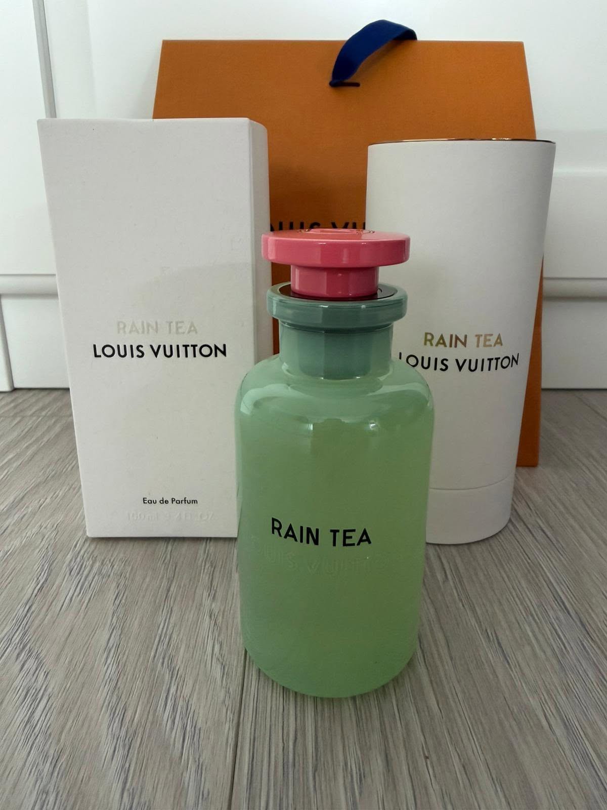 Has anyone smelled Louis Vuitton
