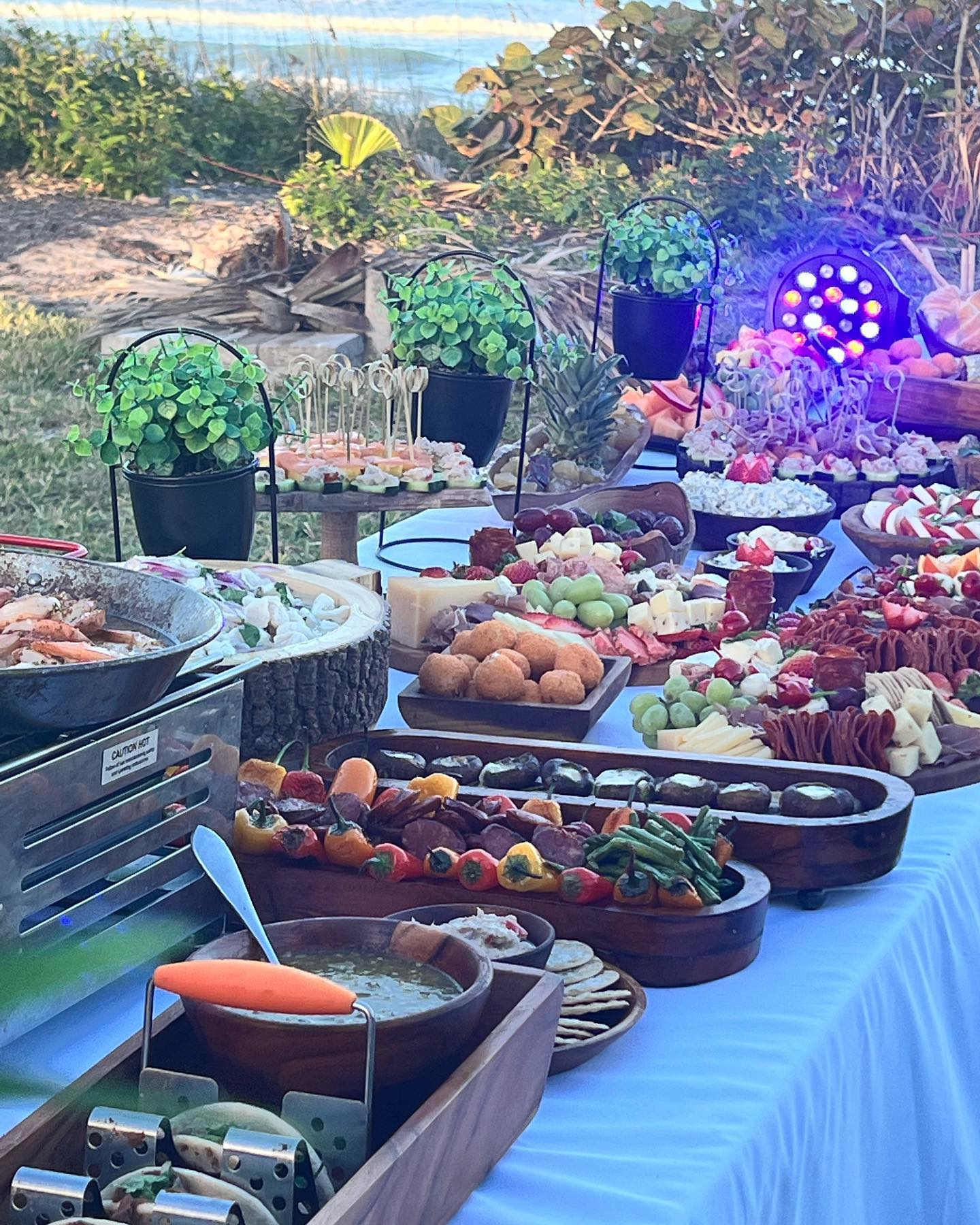 Chef Ramoncito - Buffet Gigante del @cheframoncito 🙏....