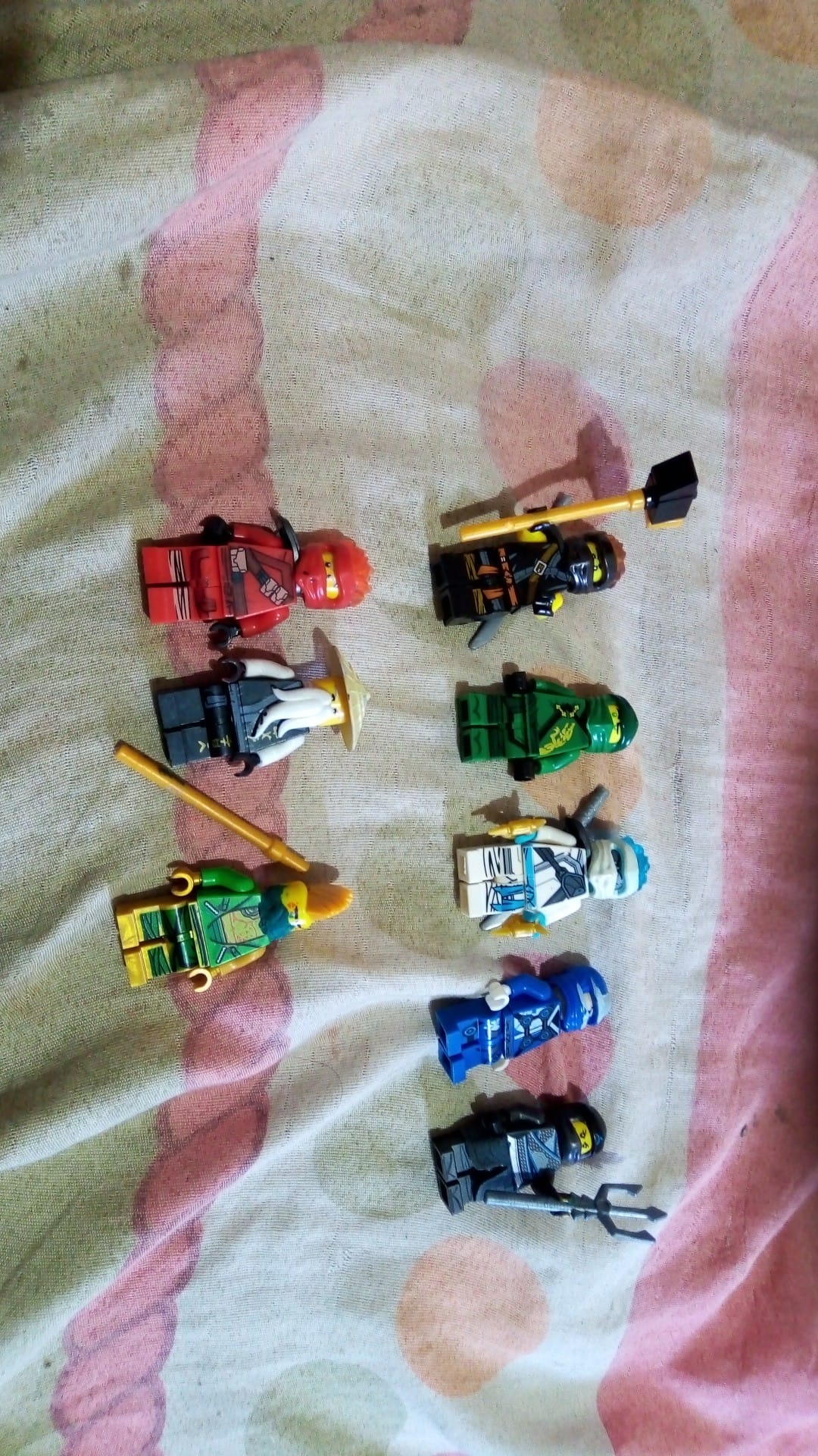 Busco sets antiguos de lego ninjago - [ ] 71705 barco - [ ] 70720