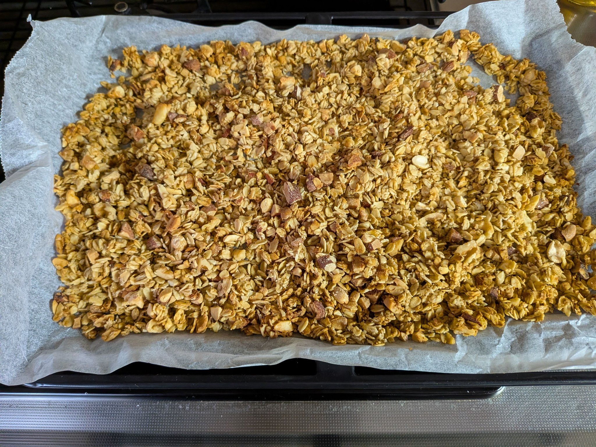 今朝、グラノーラを作りました☺️