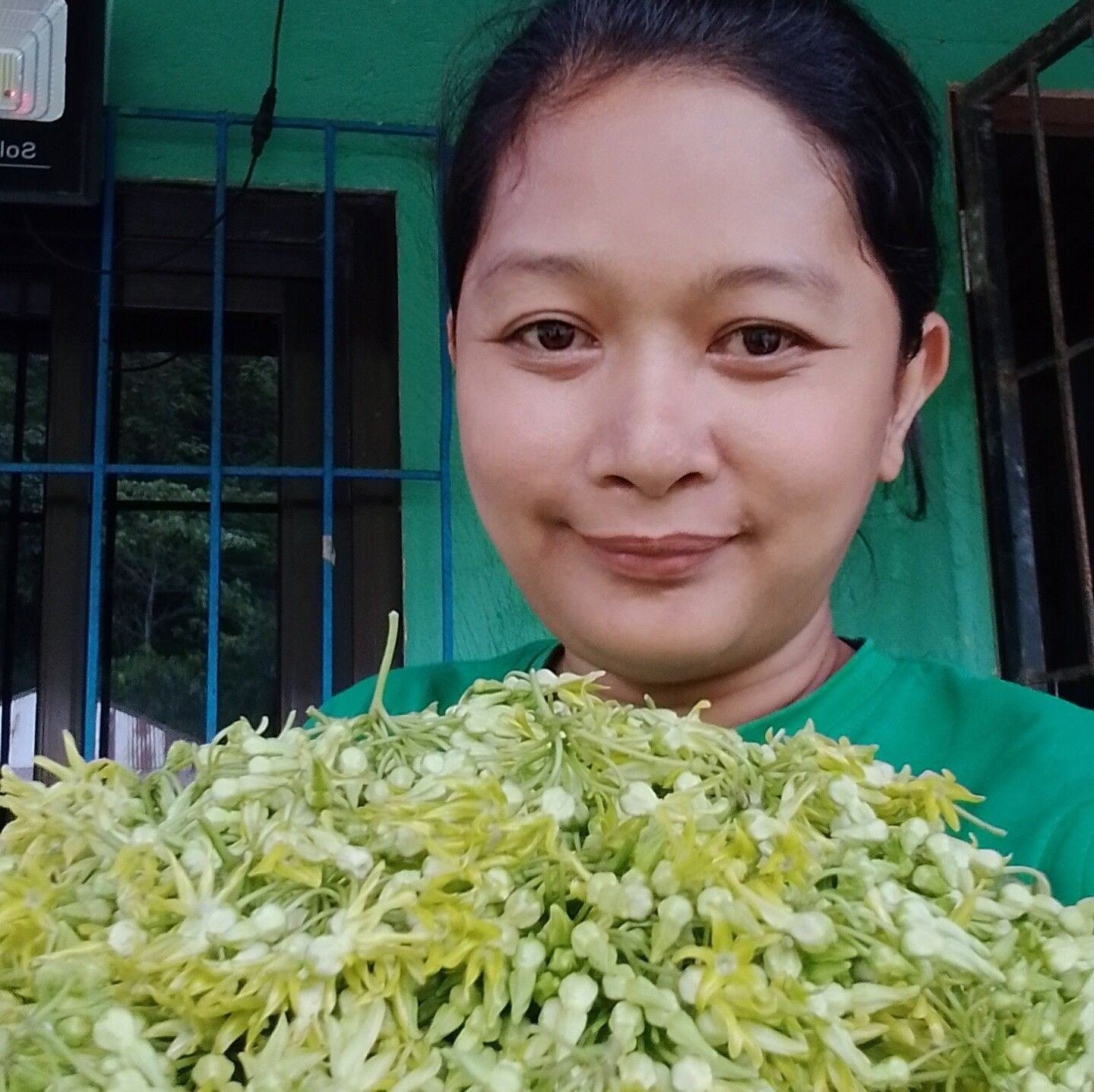Baka may tinda pa kayo jan gusto nya yong kapipitas. Eat more dragon ...