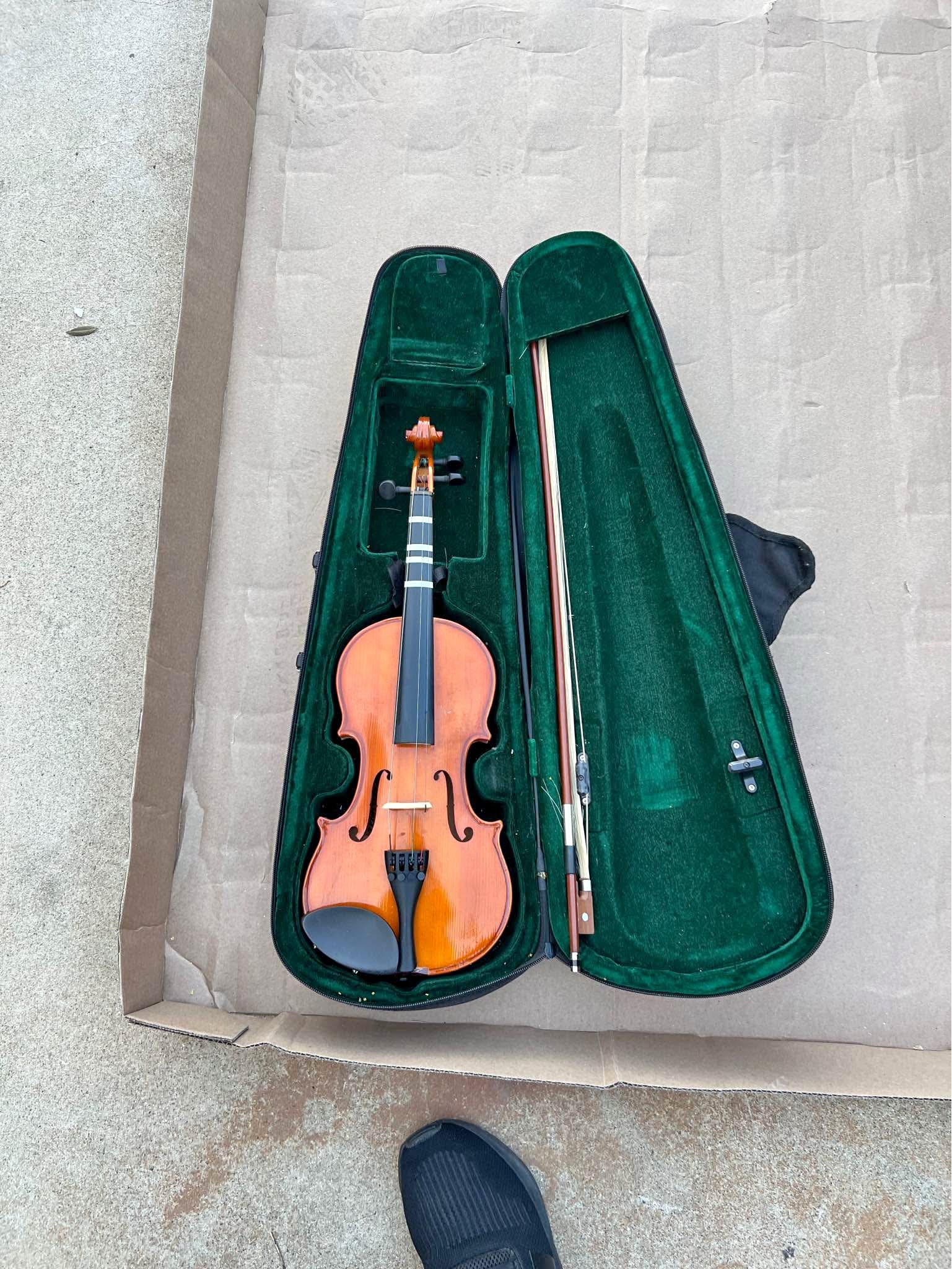新品・中古のバイオリン販売 | Facebook Marketplace