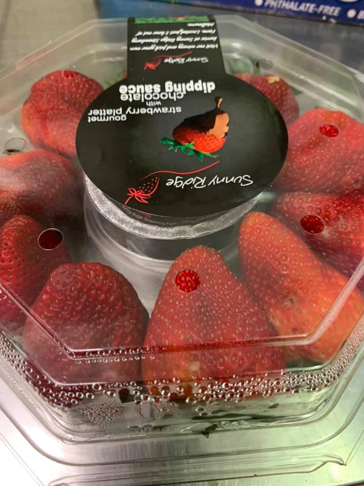 Strawberry vines 海外マステ 切り売り Strawberry vines 海外マステ